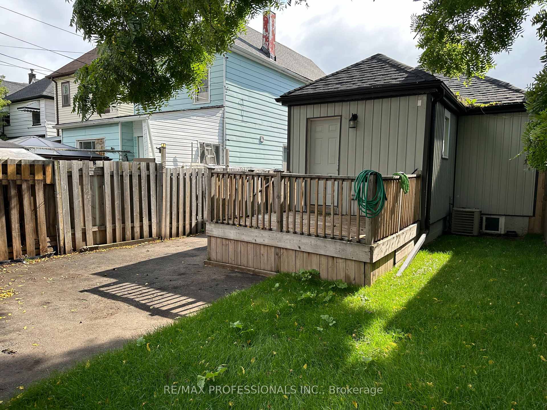 Photo 11 of Unit Lower, 167.5 Grosvenor Avenue N, Hamilton, Crown Point — HOMEH