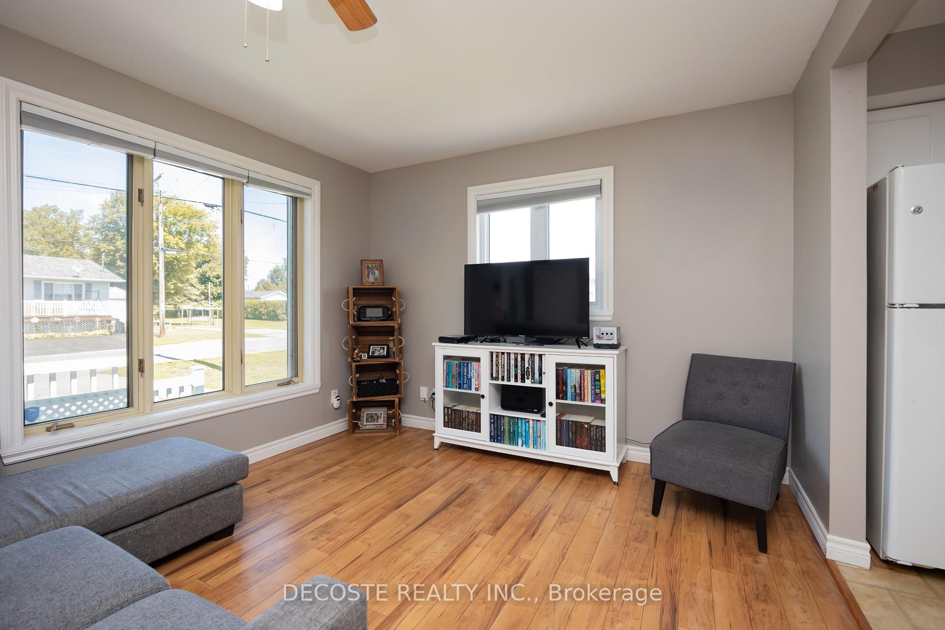 Photo 9 of 60 St James Street, North Glengarry, Alexandria — HOMEH