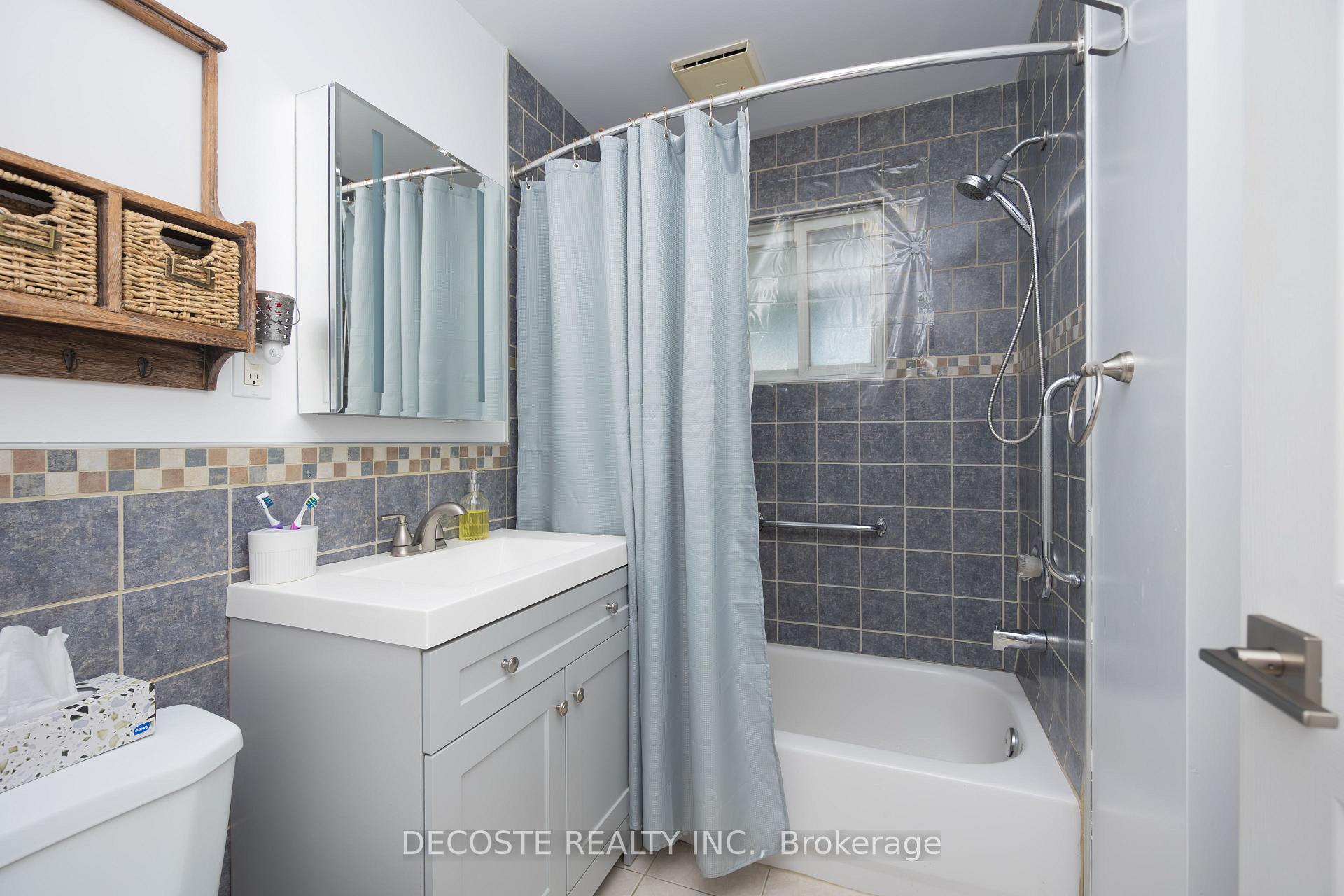 Photo 19 of 60 St James Street, North Glengarry, Alexandria — HOMEH