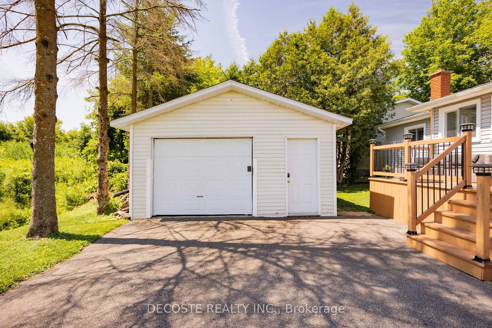 Photo 33 of 60 St James Street, North Glengarry, Alexandria — HOMEH