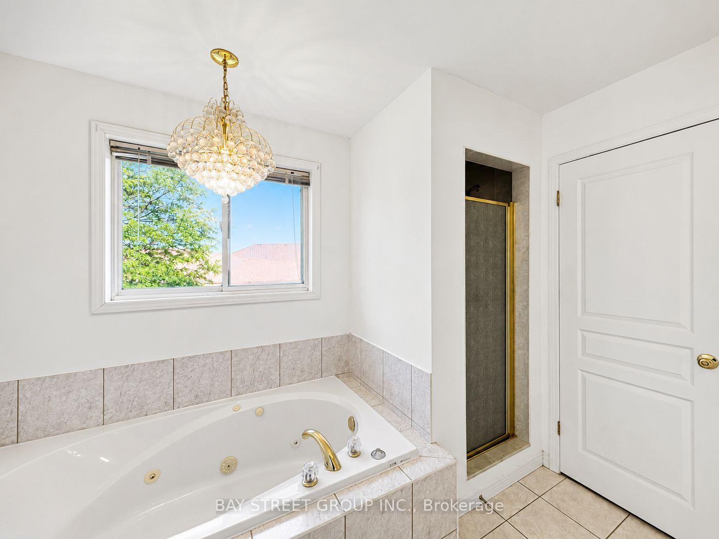 Photo 22 of 35 Diamond Court, Hamilton, Mountview — HOMEH