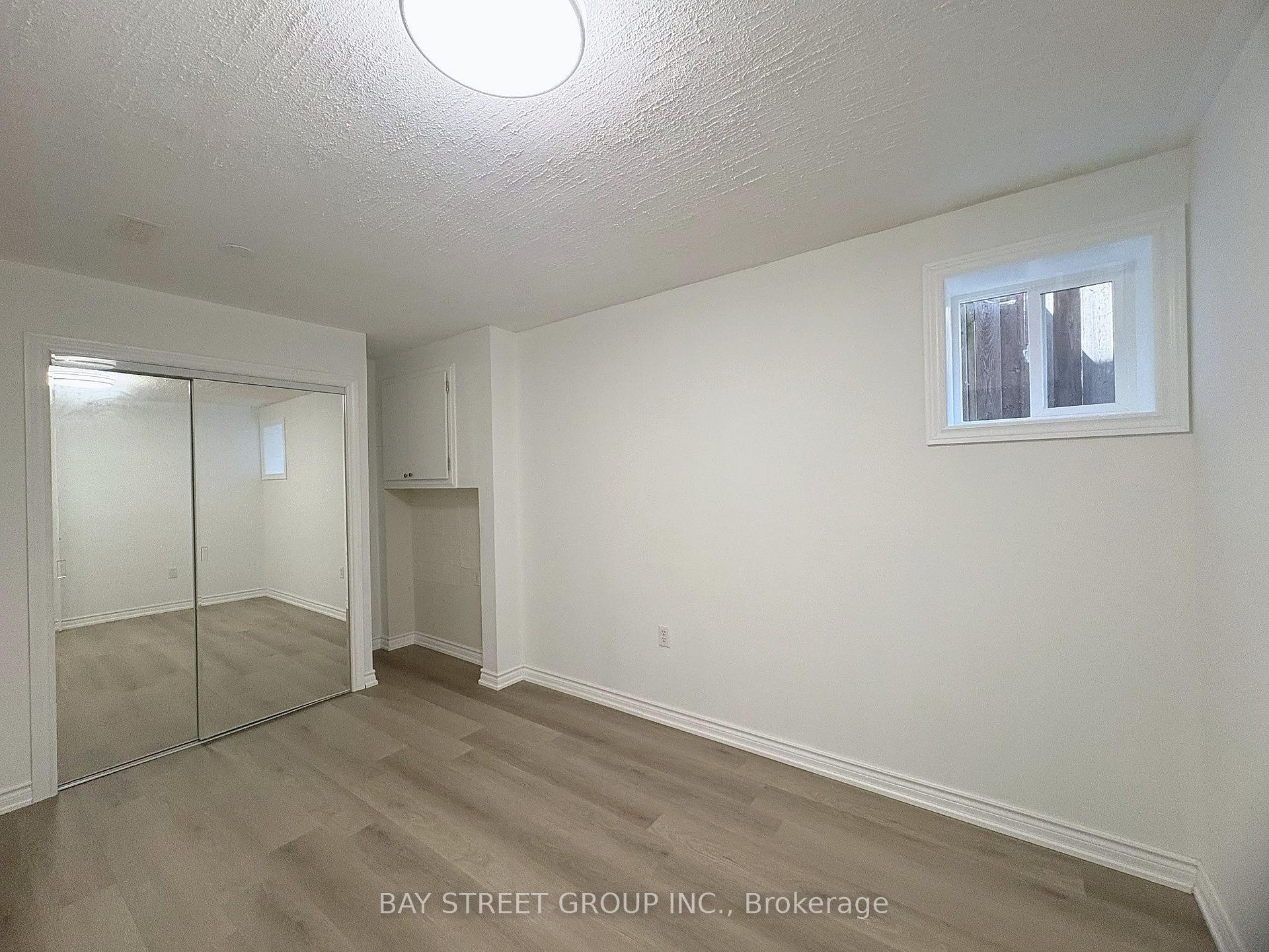 Photo 32 of 35 Diamond Court, Hamilton, Mountview — HOMEH
