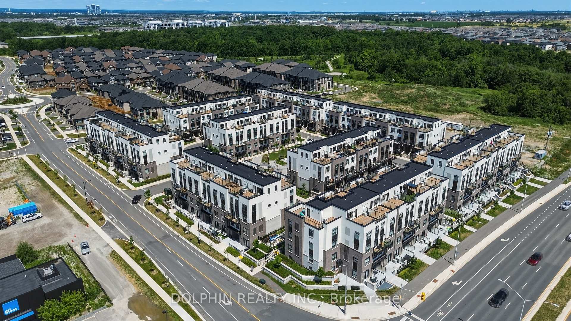 Photo 3 of Unit 106, 1589 Rose Way, Milton, Cobban — HOMEH