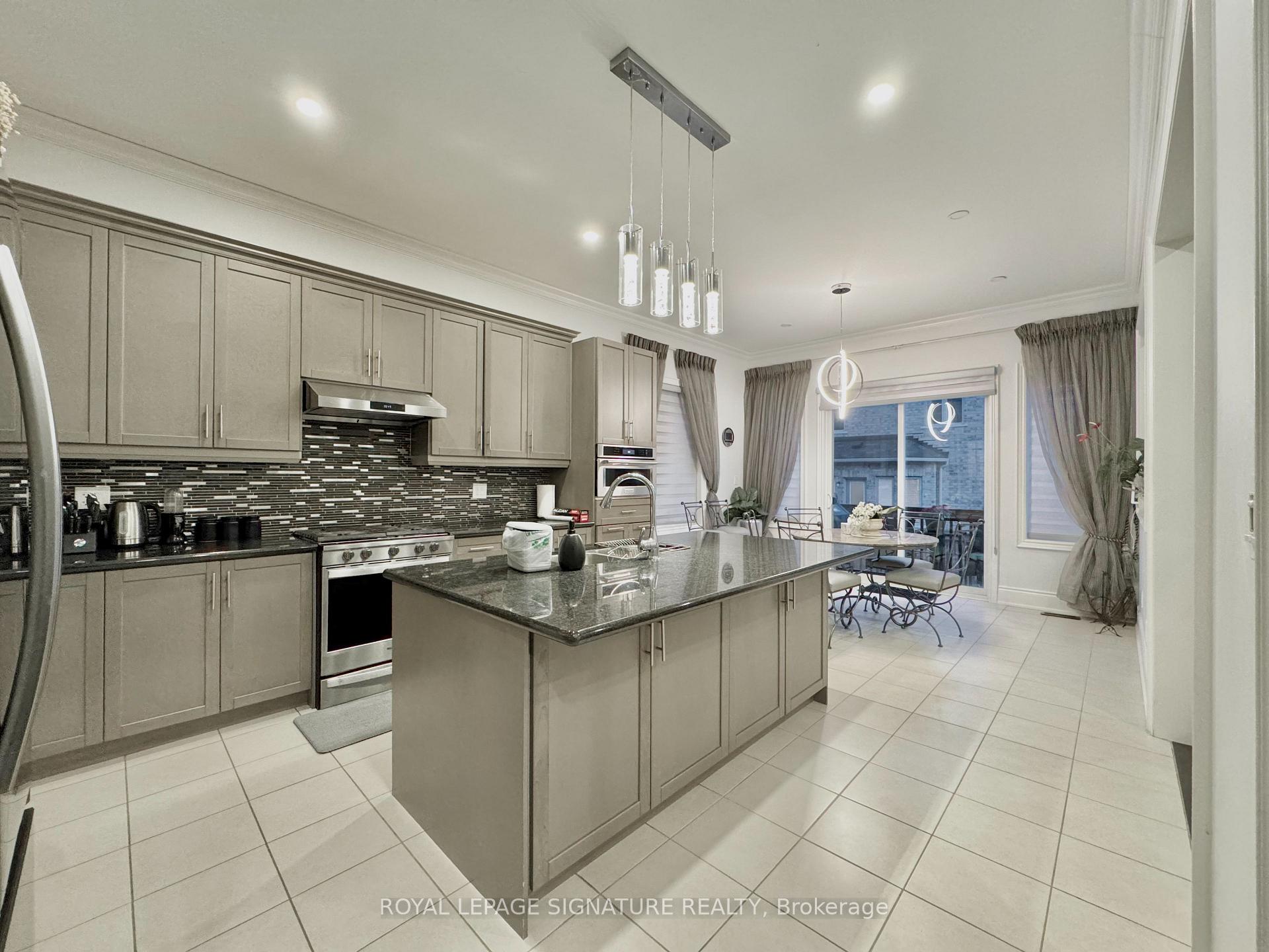 Photo 8 of 3184 Meadow Marsh Crescent, Oakville, Joshua Meadows — HOMEH
