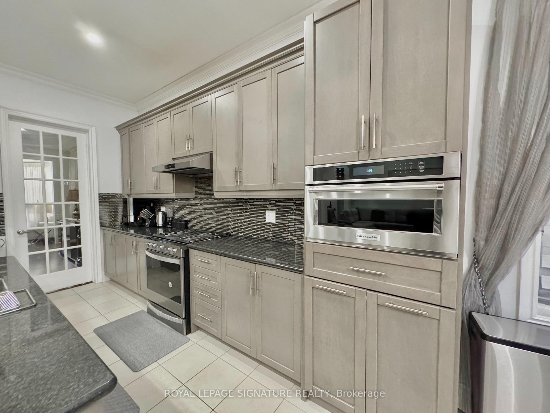 Photo 9 of 3184 Meadow Marsh Crescent, Oakville, Joshua Meadows — HOMEH