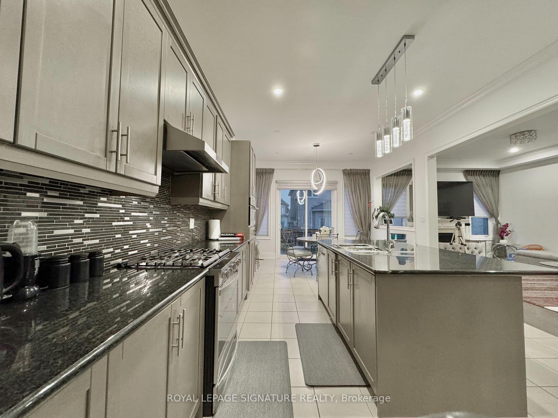 Photo 10 of 3184 Meadow Marsh Crescent, Oakville, Joshua Meadows — HOMEH