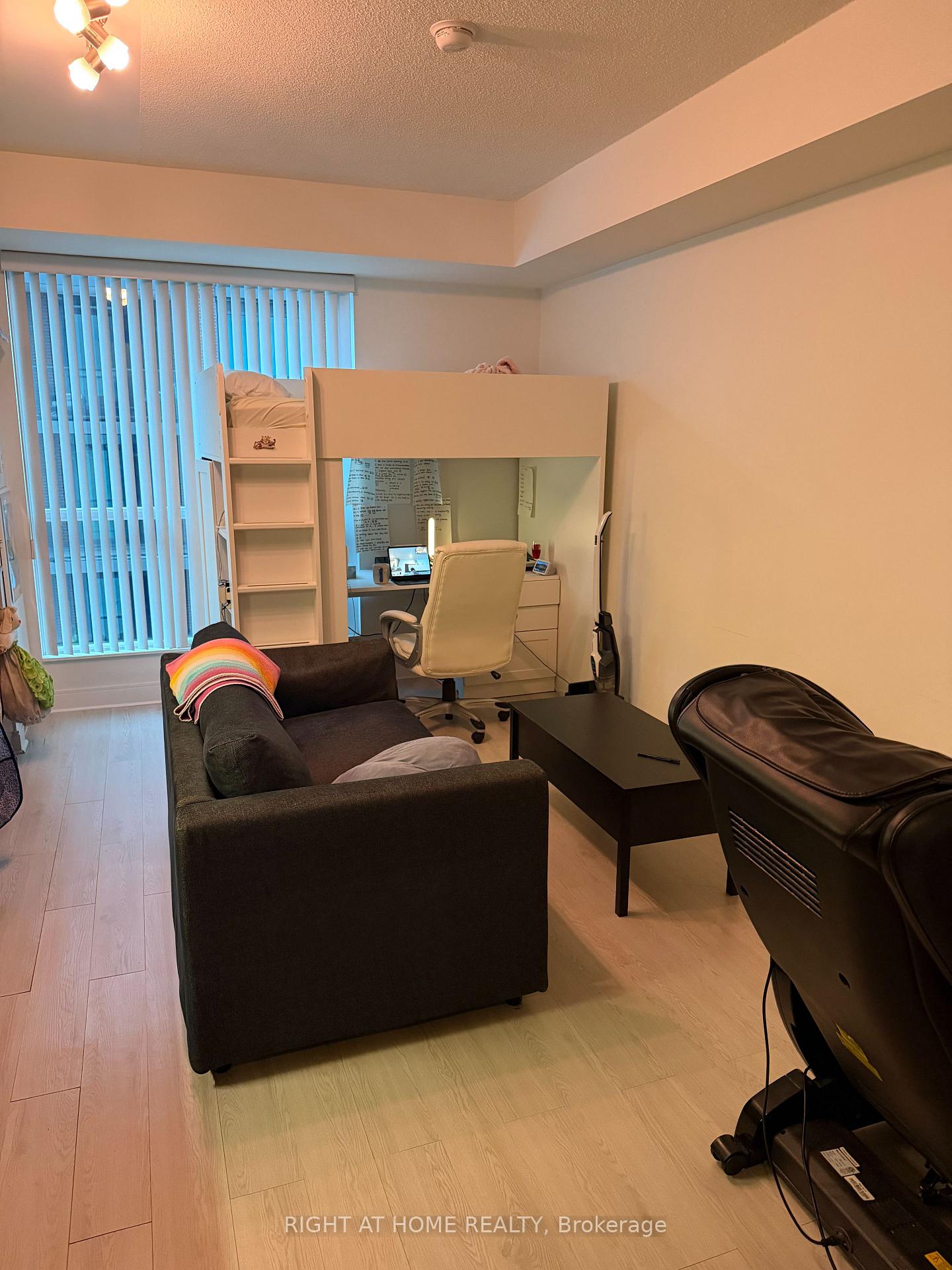Photo 9 of Unit 1410, 1 Scott Street, Toronto, Waterfront Communities — HOMEH