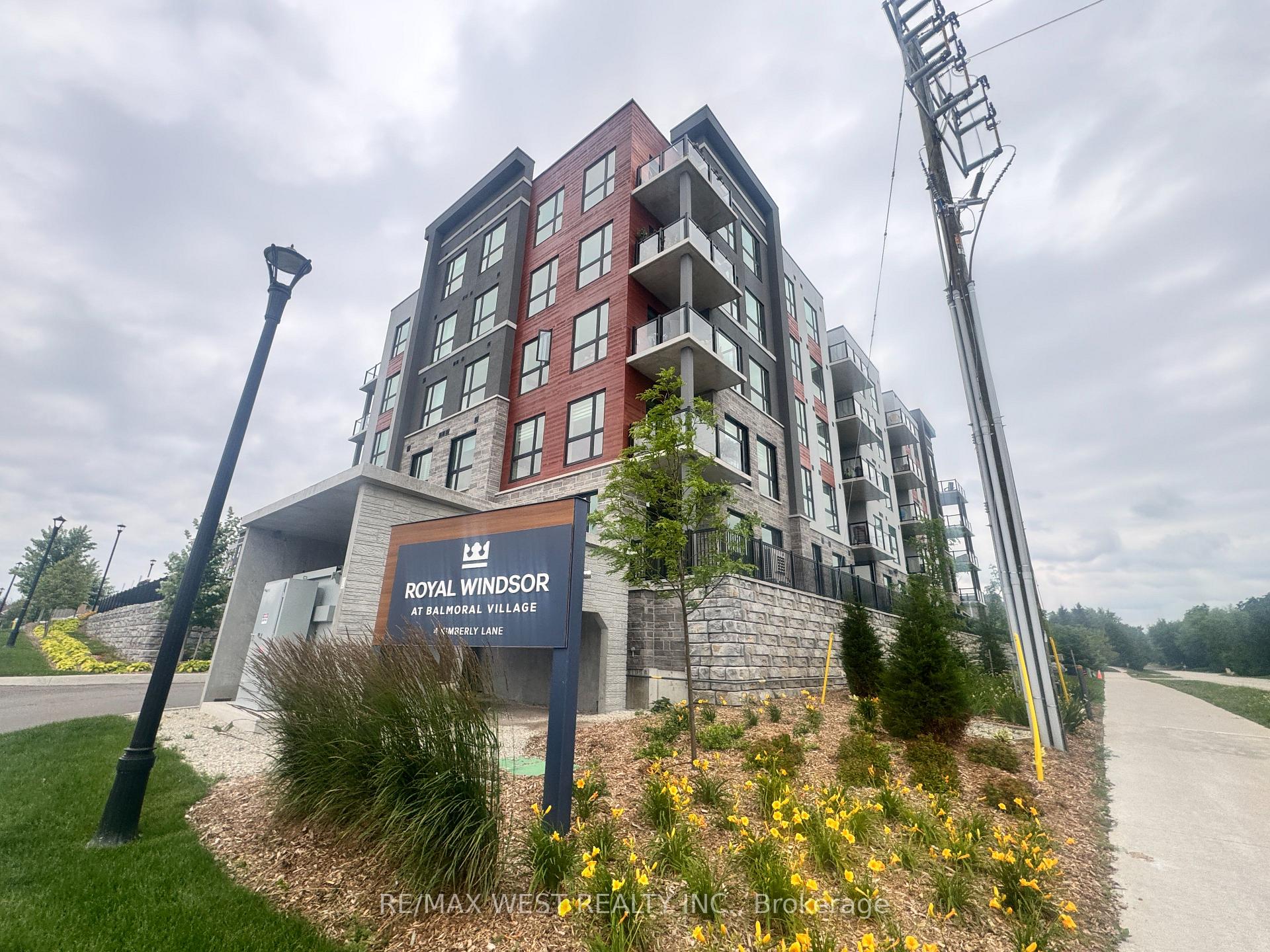 Front of Unit 325, 4 Kimberly Lane