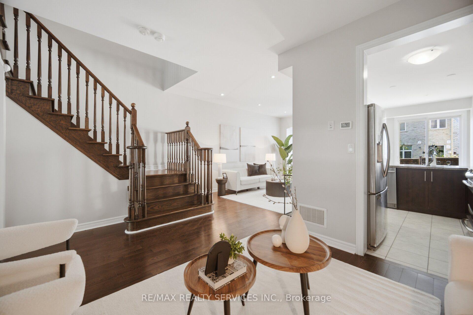 Photo 11 of 54 Losino Street, Caledon, Rural Caledon — HOMEH