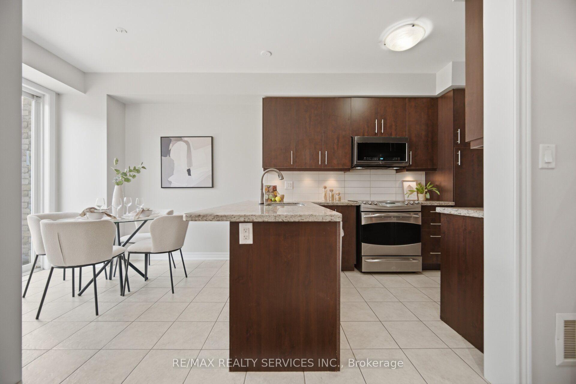 Photo 17 of 54 Losino Street, Caledon, Rural Caledon — HOMEH