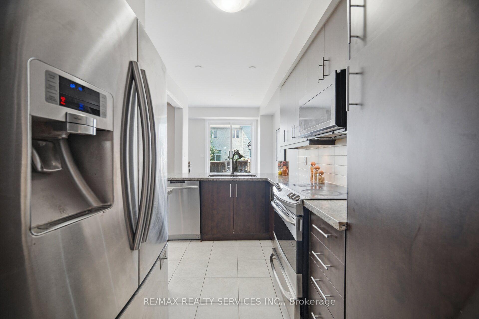 Photo 19 of 54 Losino Street, Caledon, Rural Caledon — HOMEH