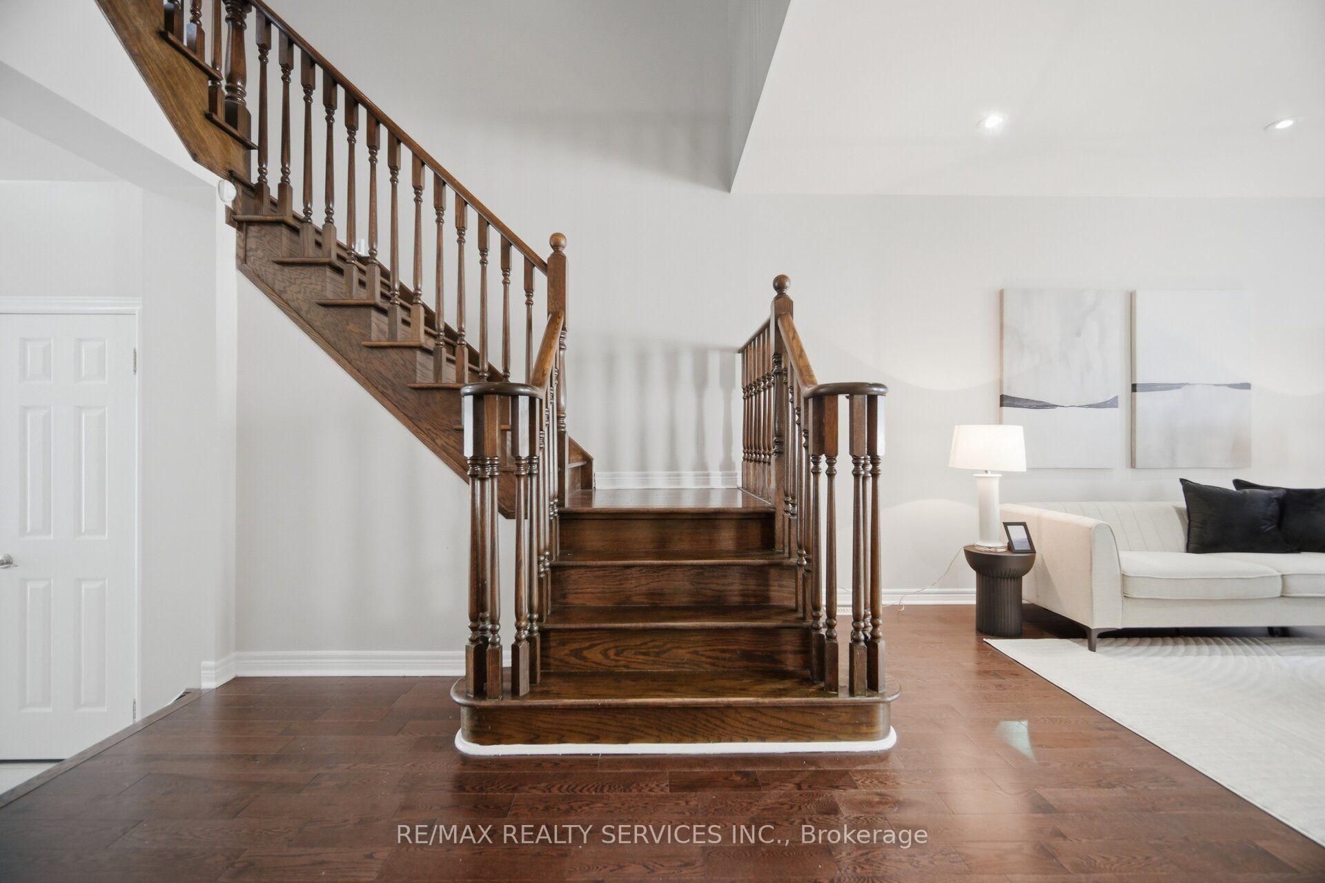 Photo 22 of 54 Losino Street, Caledon, Rural Caledon — HOMEH