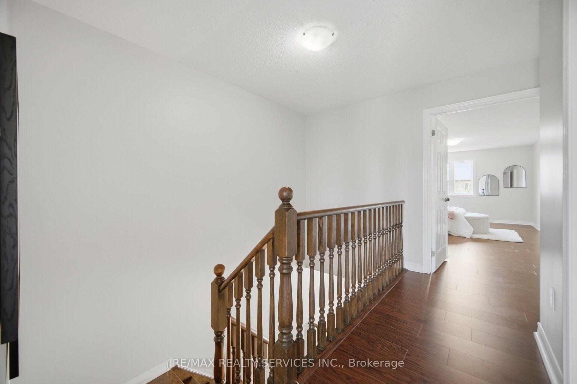Photo 23 of 54 Losino Street, Caledon, Rural Caledon — HOMEH
