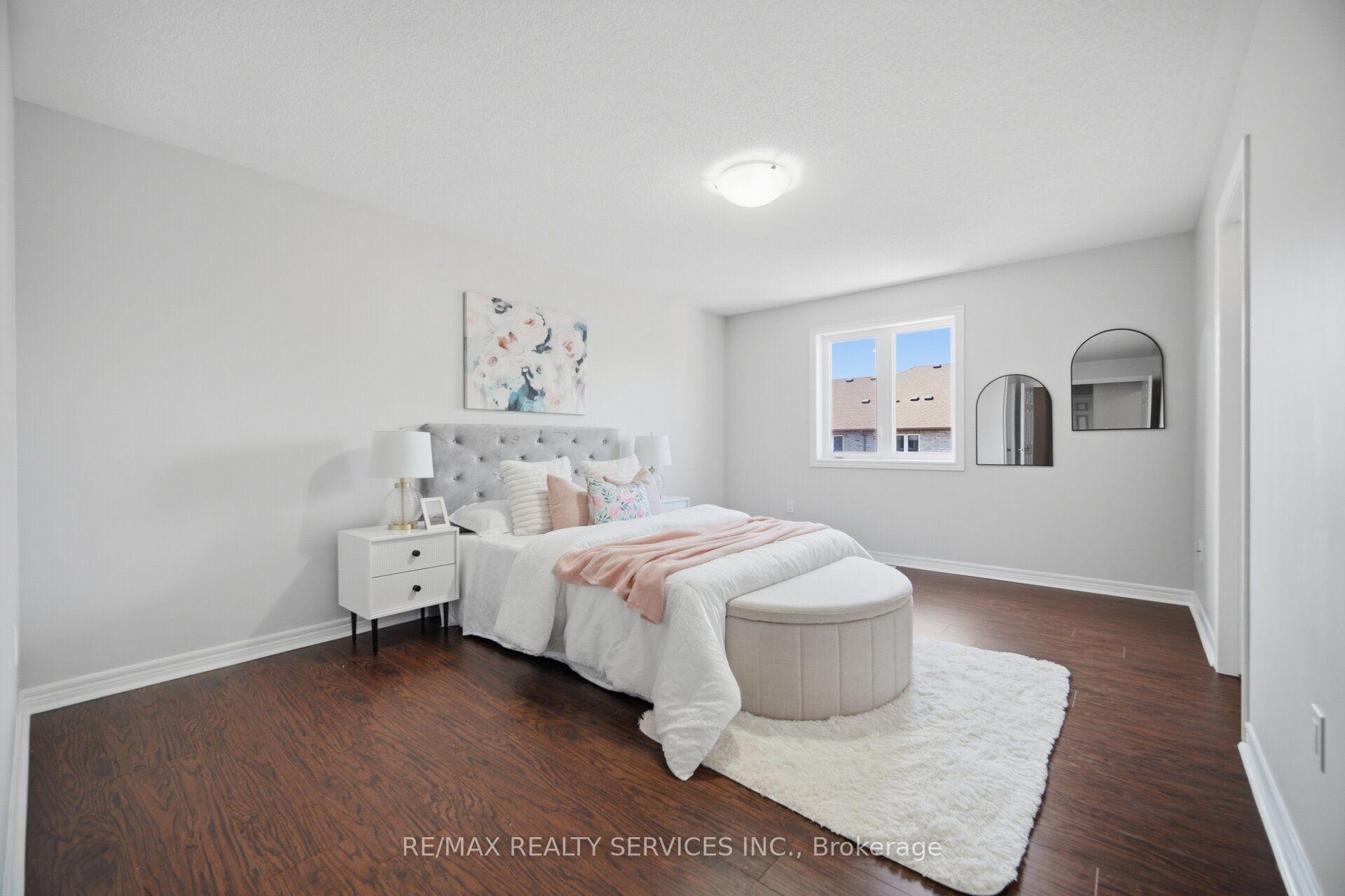 Photo 25 of 54 Losino Street, Caledon, Rural Caledon — HOMEH