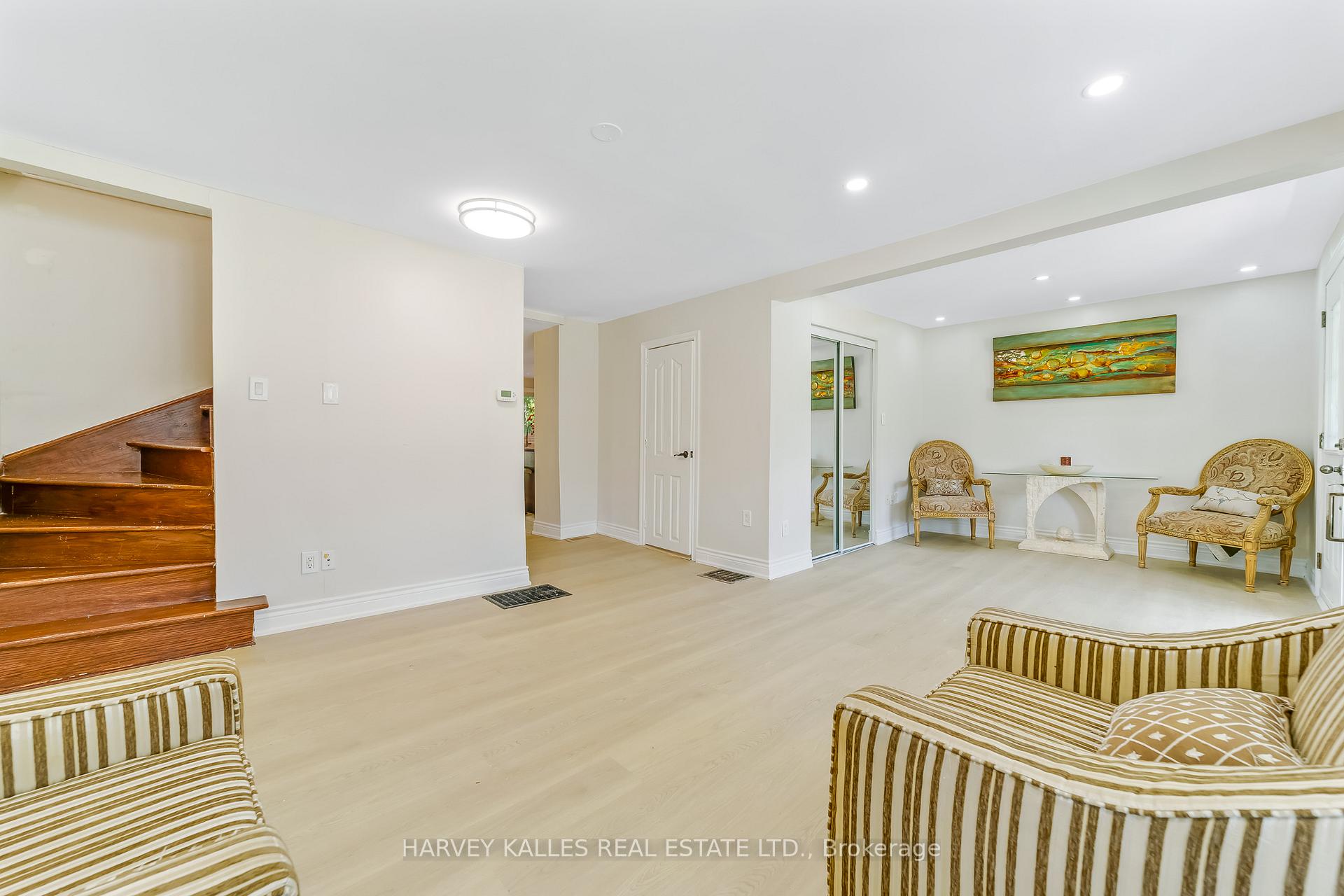 Photo 9 of 6814 14th Avenue, Markham, Box Grove — HOMEH