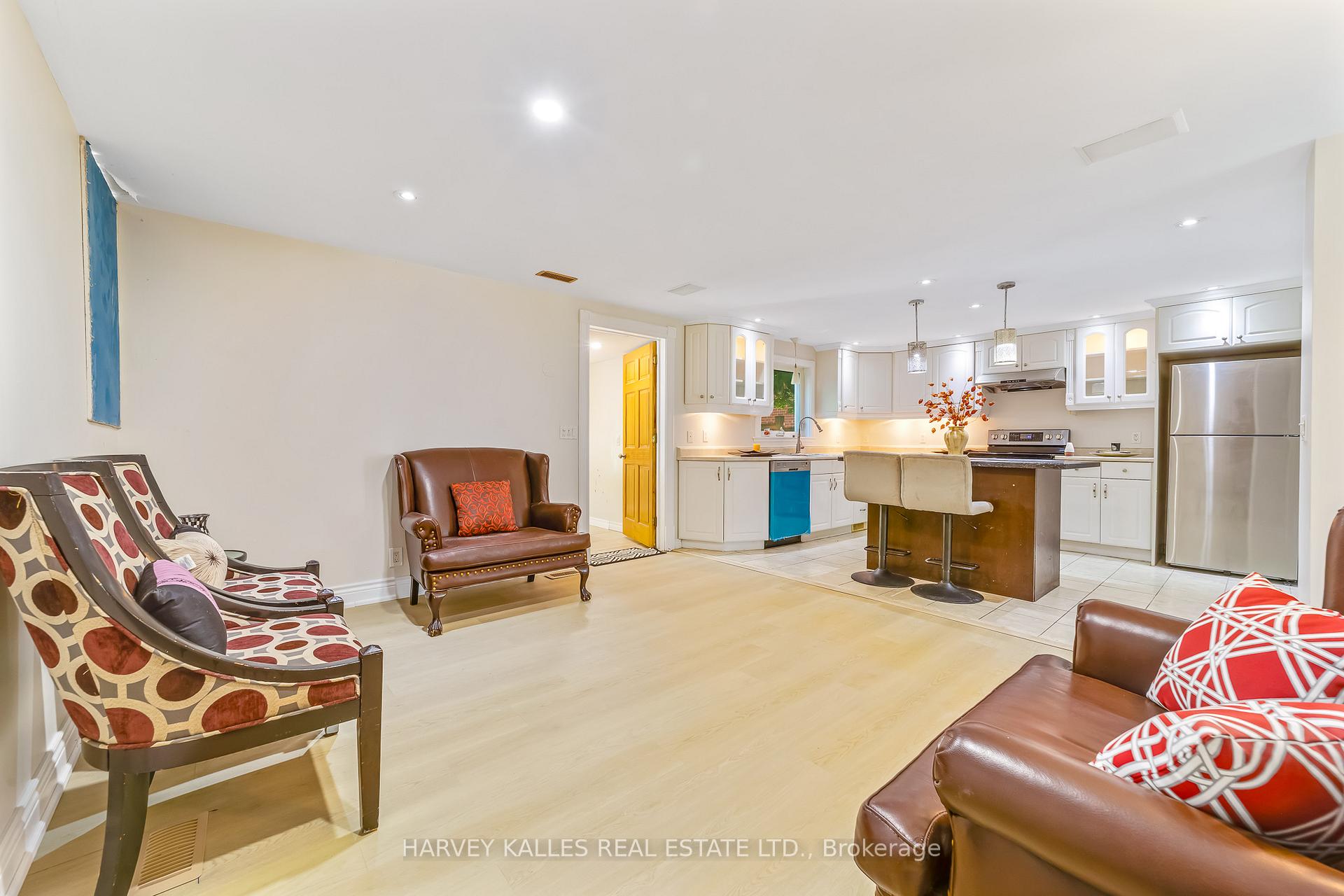 Photo 14 of 6814 14th Avenue, Markham, Box Grove — HOMEH