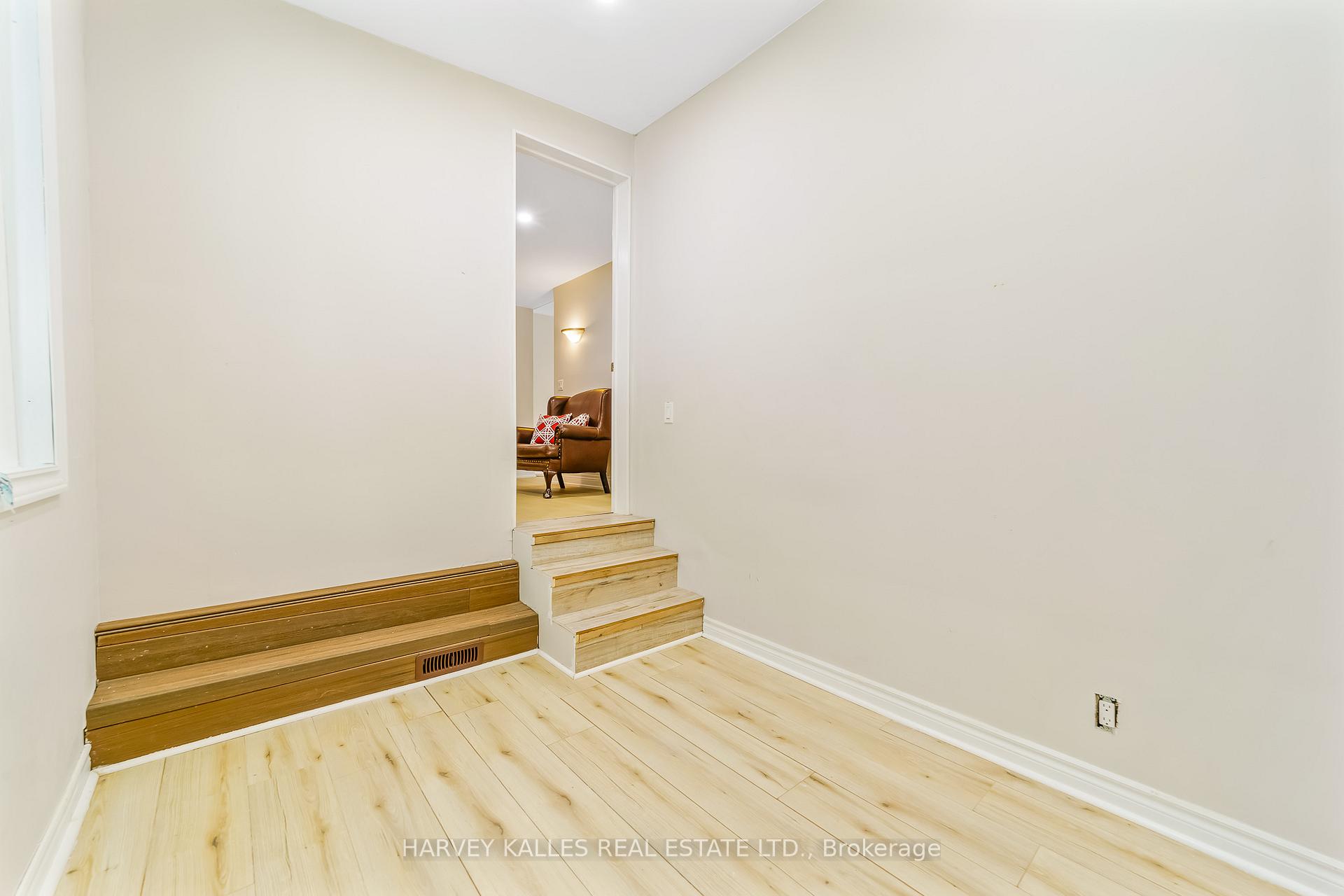 Photo 18 of 6814 14th Avenue, Markham, Box Grove — HOMEH