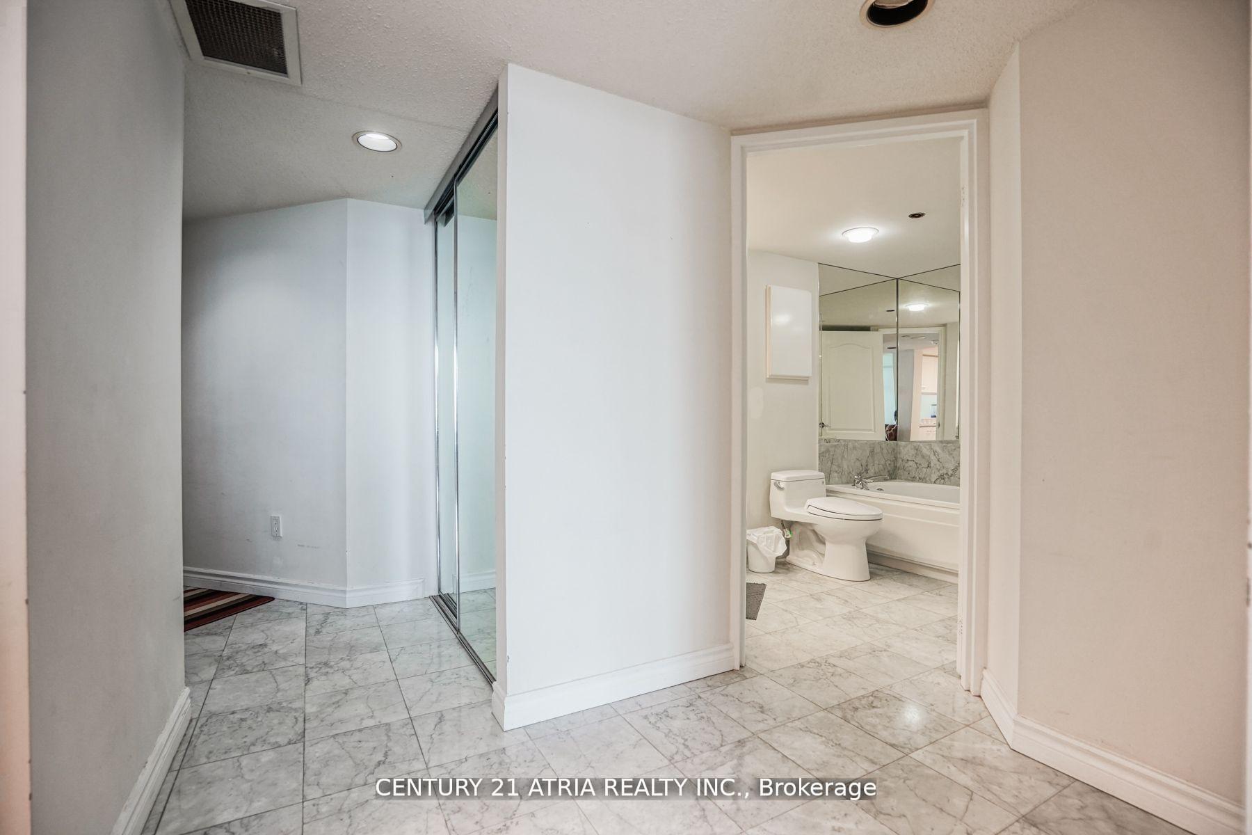 Photo 6 of Unit 3309, 38 Elm Street, Toronto, Bay Street Corridor — HOMEH