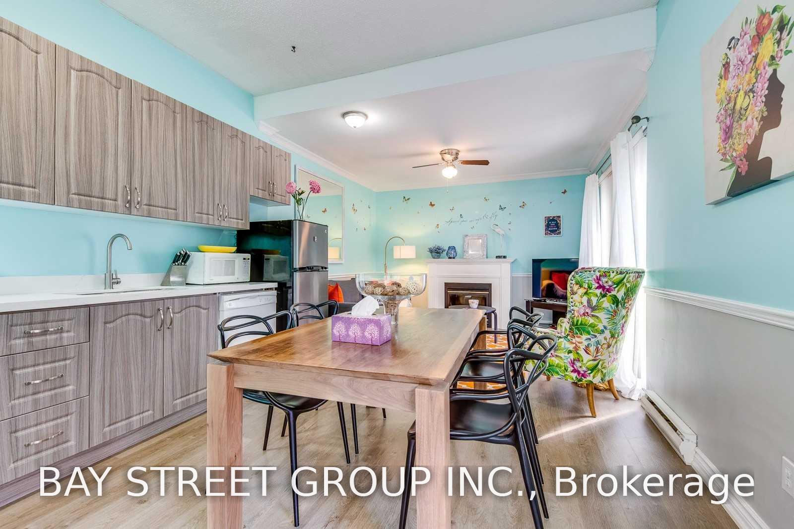 Photo 7 of Unit 2, 65 Gloucester Street, Toronto, Church-Yonge Corridor — HOMEH