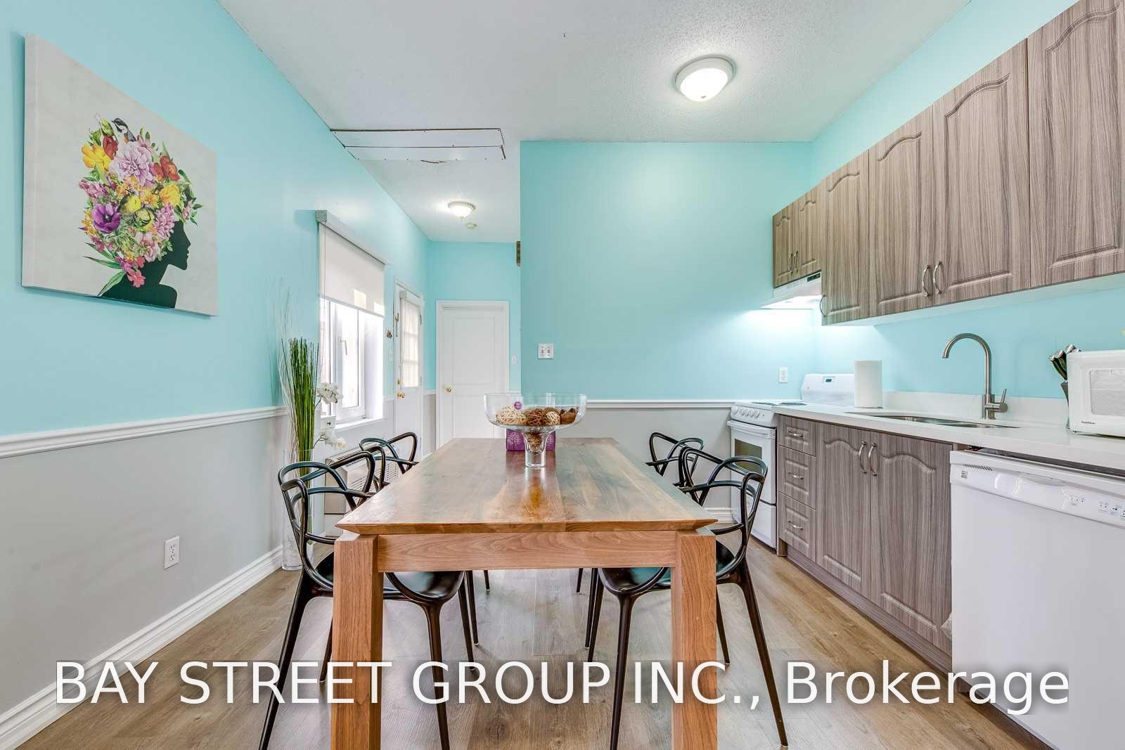 Photo 10 of Unit 2, 65 Gloucester Street, Toronto, Church-Yonge Corridor — HOMEH