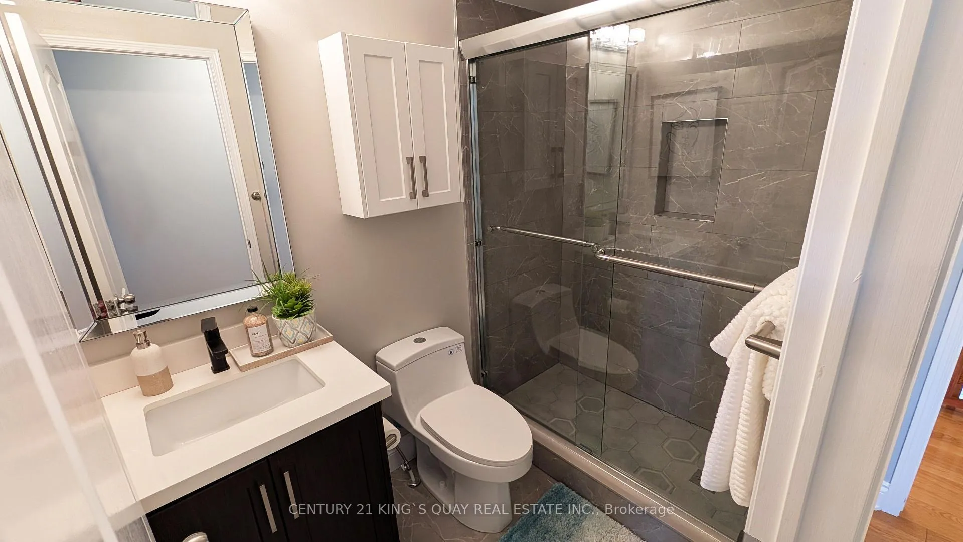 Photo 10 of 13 Evaridge Drive, Markham, Cornell — HOMEH