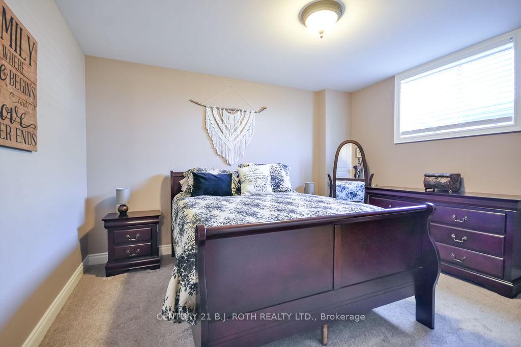 Photo 39 of 2 Roy Hickling Drive, Springwater, Snow Valley — HOMEH