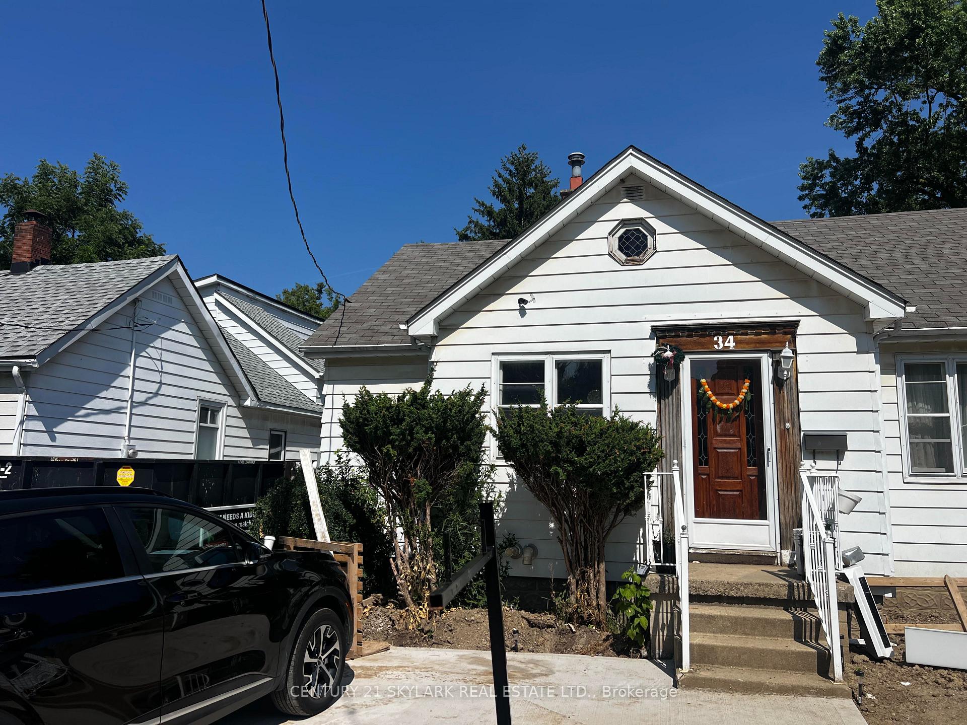 Photo 1 of 34 Clarence Street, Brampton, Downtown Brampton — HOMEH