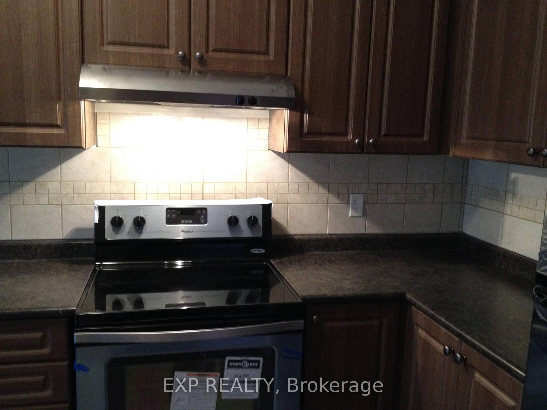 Photo 13 of 247 Checkerberry Crescent, Brampton, Sandringham-Wellington — HOMEH
