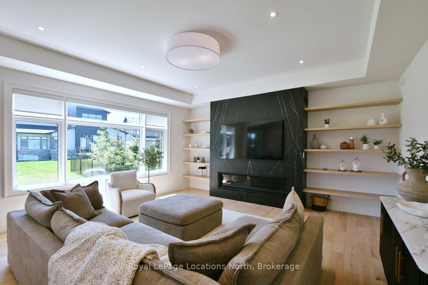 Photo 11 of 117 Cattail Crescent, Blue Mountains — HOMEH
