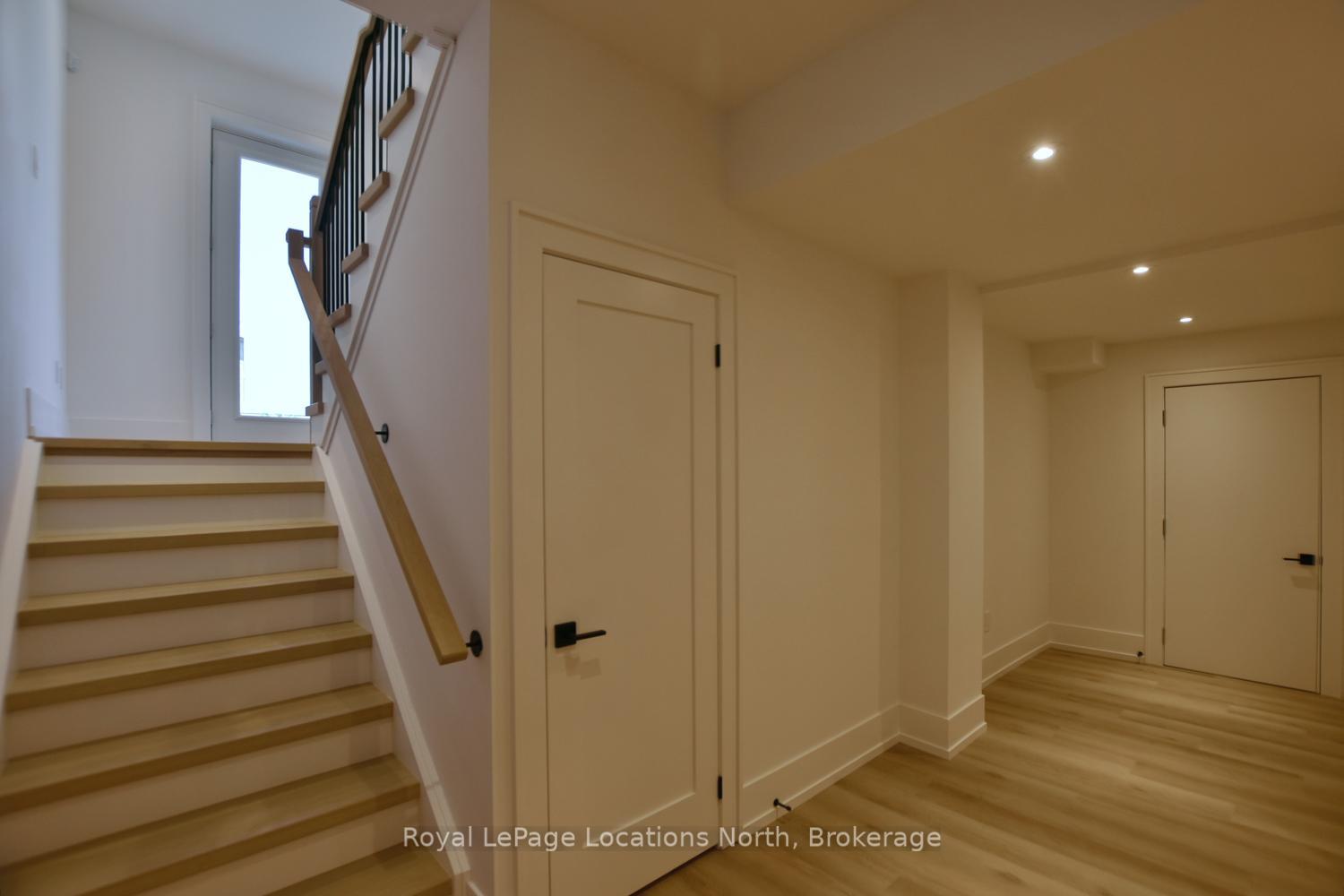 Photo 37 of 117 Cattail Crescent, Blue Mountains — HOMEH