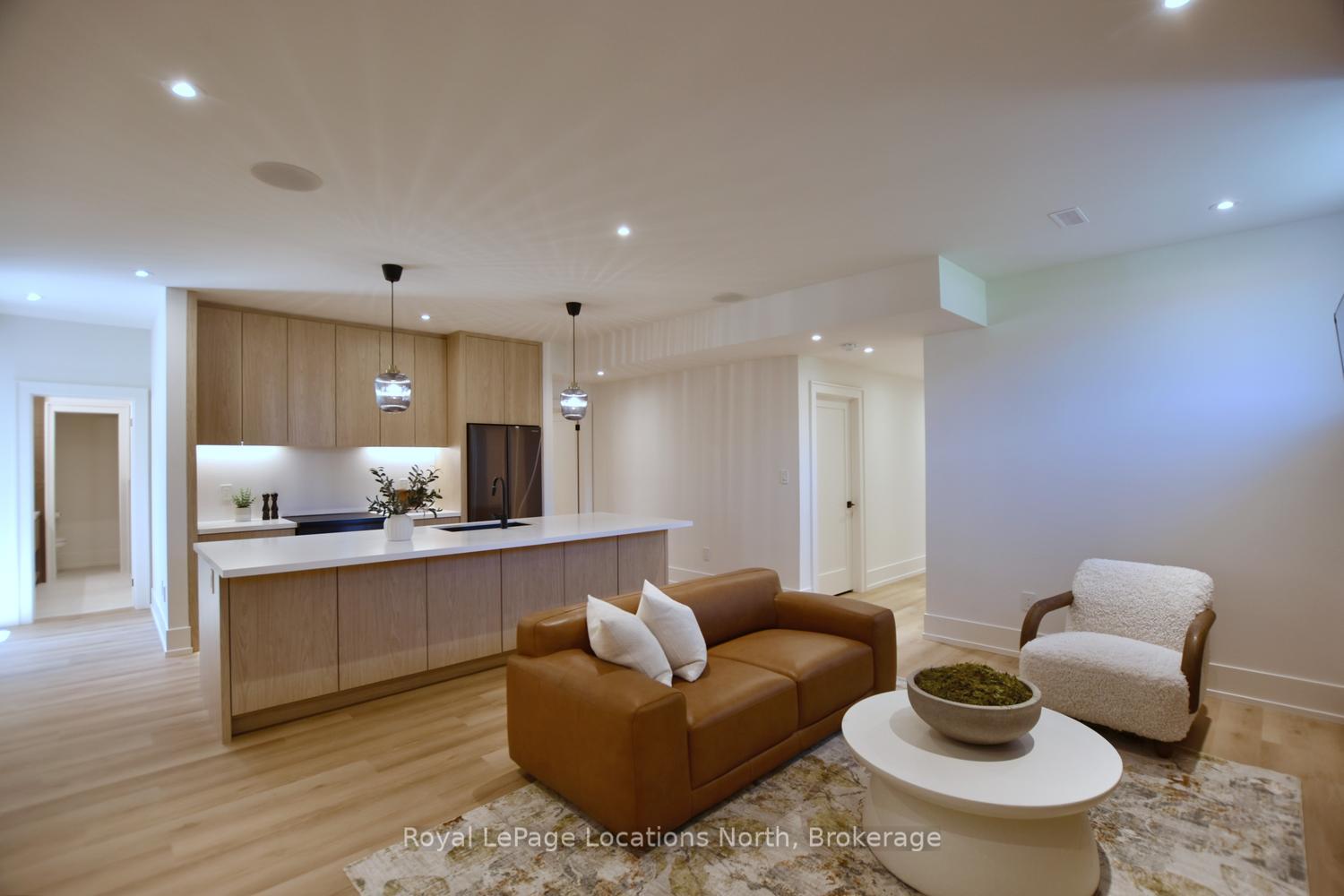 Photo 40 of 117 Cattail Crescent, Blue Mountains — HOMEH