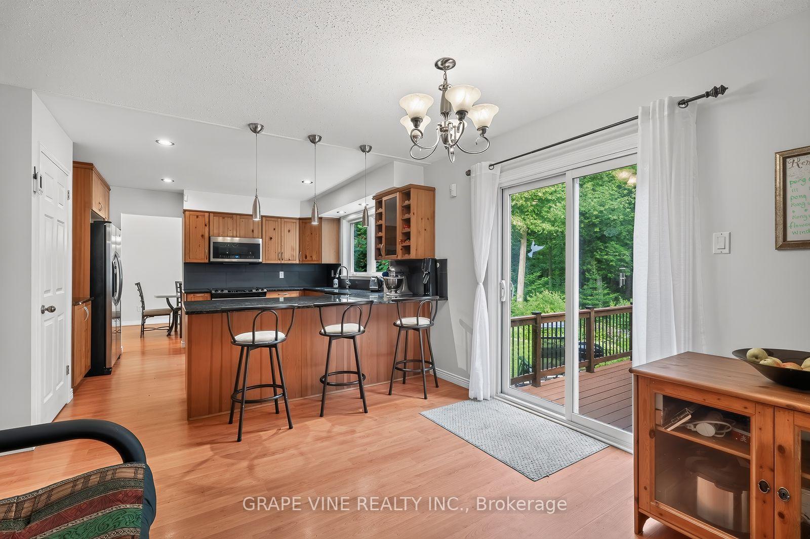 Photo 14 of 109 Midvale Drive, Ottawa, Huntley Ward (South West) — HOMEH