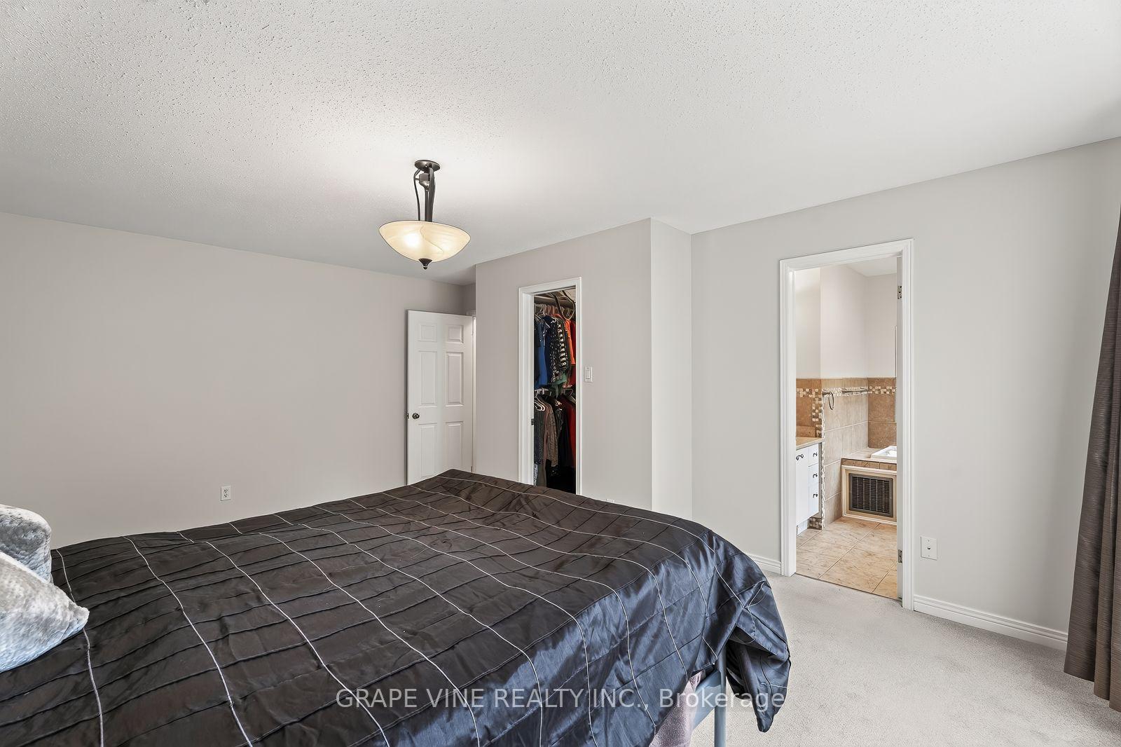 Photo 25 of 109 Midvale Drive, Ottawa, Huntley Ward (South West) — HOMEH
