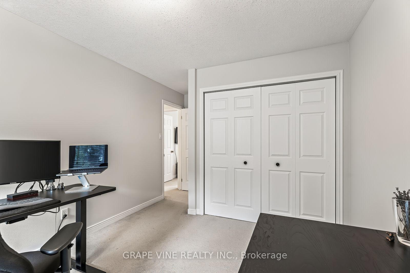 Photo 32 of 109 Midvale Drive, Ottawa, Huntley Ward (South West) — HOMEH