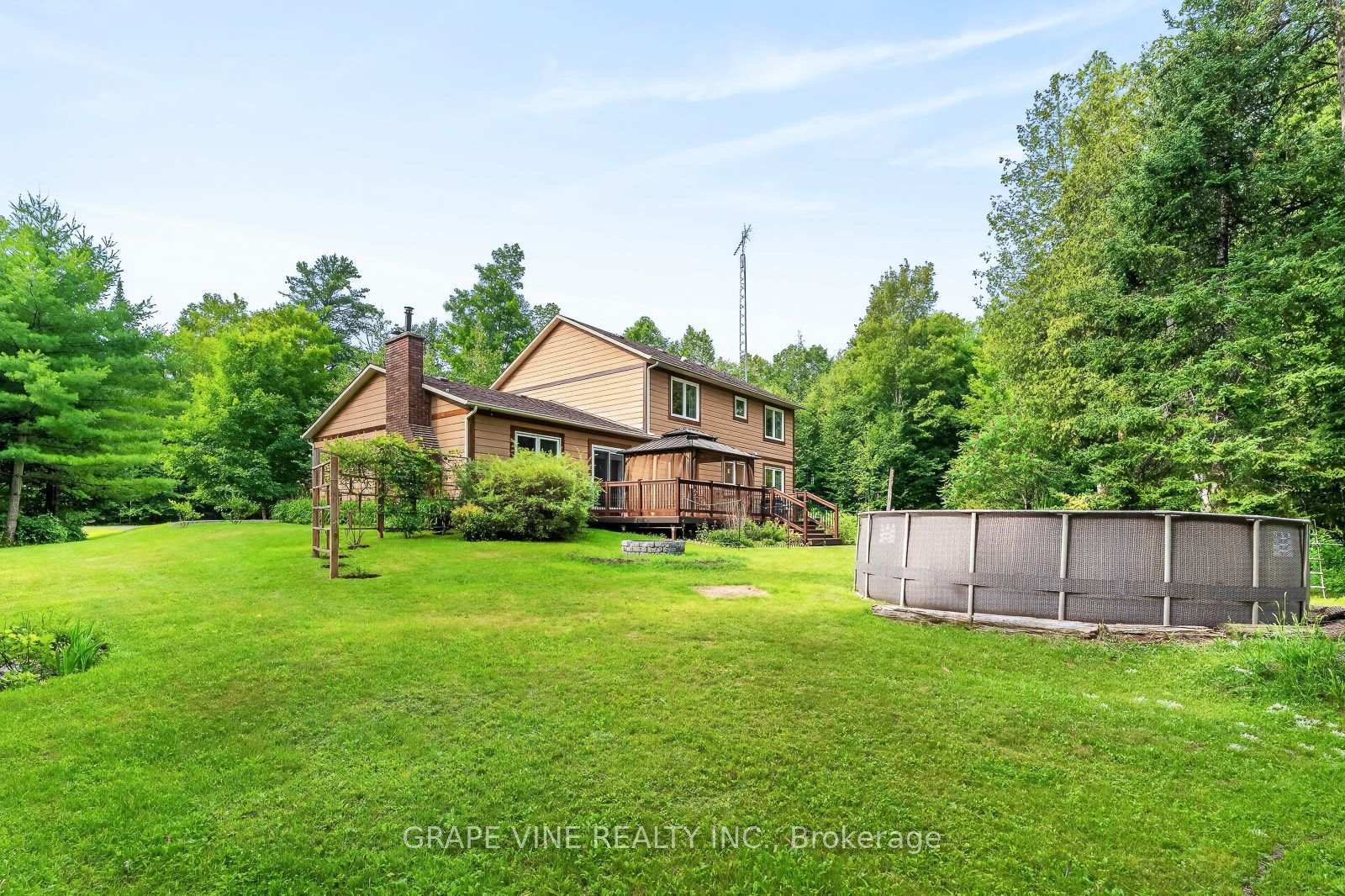 Photo 41 of 109 Midvale Drive, Ottawa, Huntley Ward (South West) — HOMEH