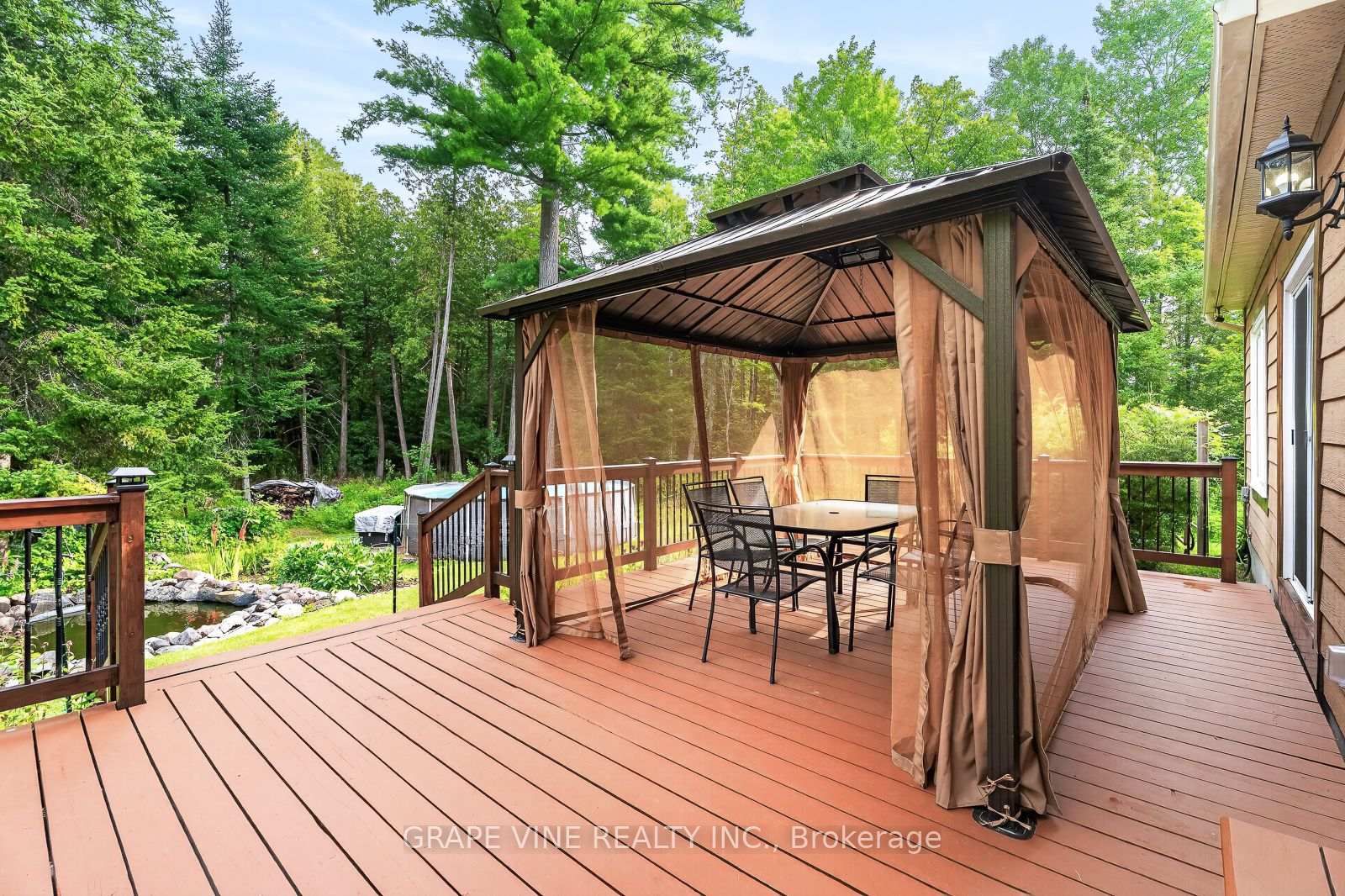 Photo 44 of 109 Midvale Drive, Ottawa, Huntley Ward (South West) — HOMEH