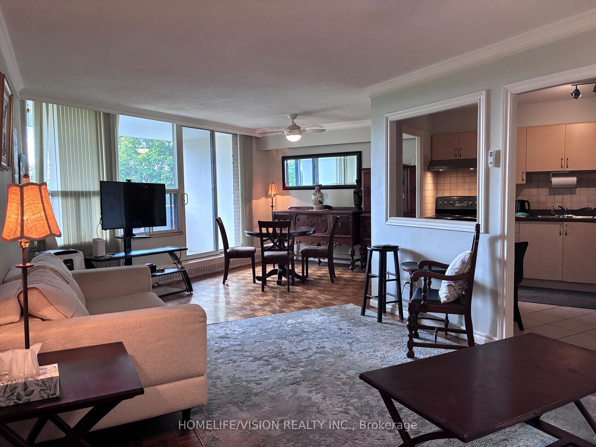 Photo 6 of Unit 416, 15 Vicora Linkway, Toronto, Flemingdon Park — HOMEH
