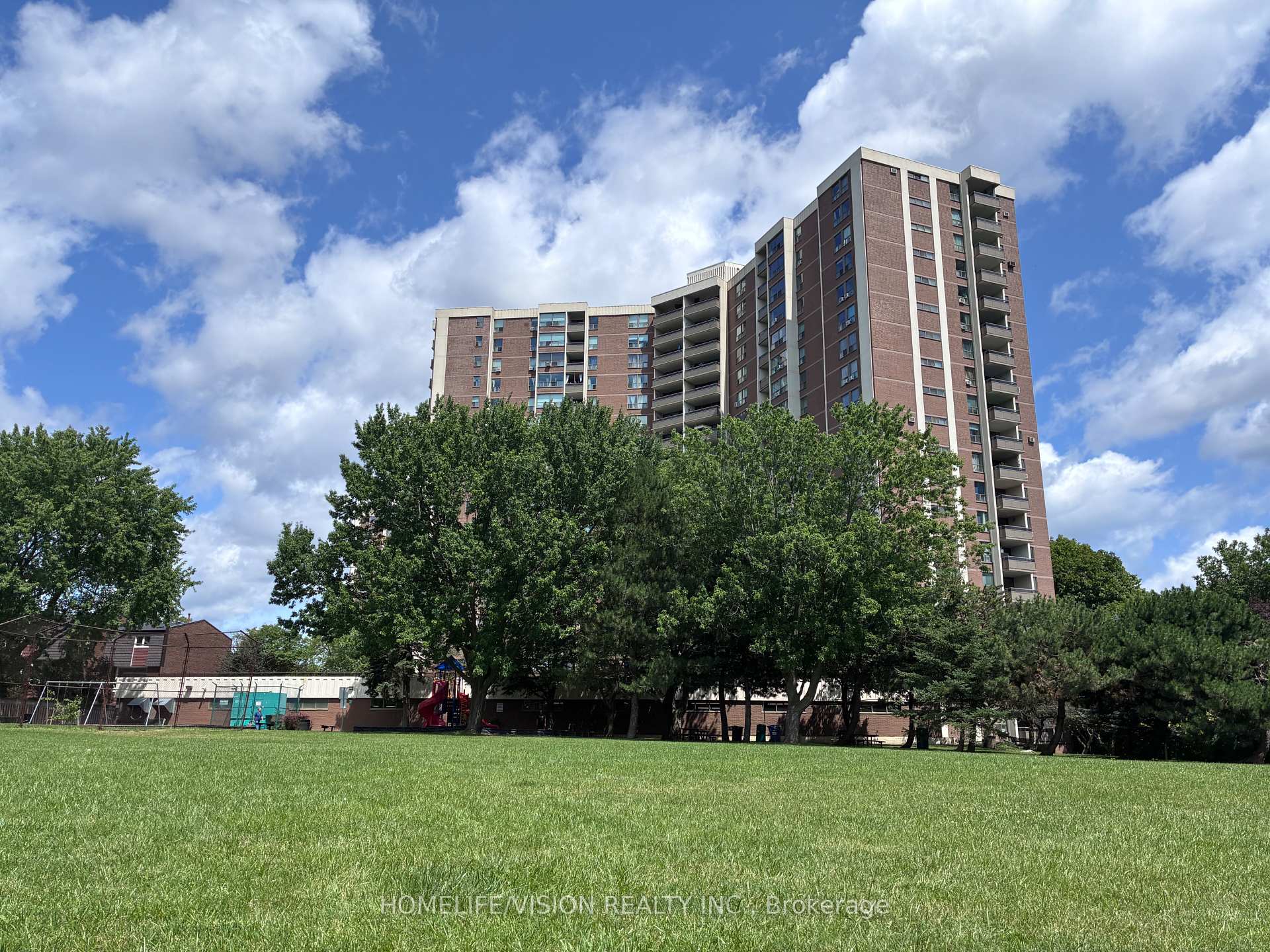 Photo 33 of Unit 416, 15 Vicora Linkway, Toronto, Flemingdon Park — HOMEH