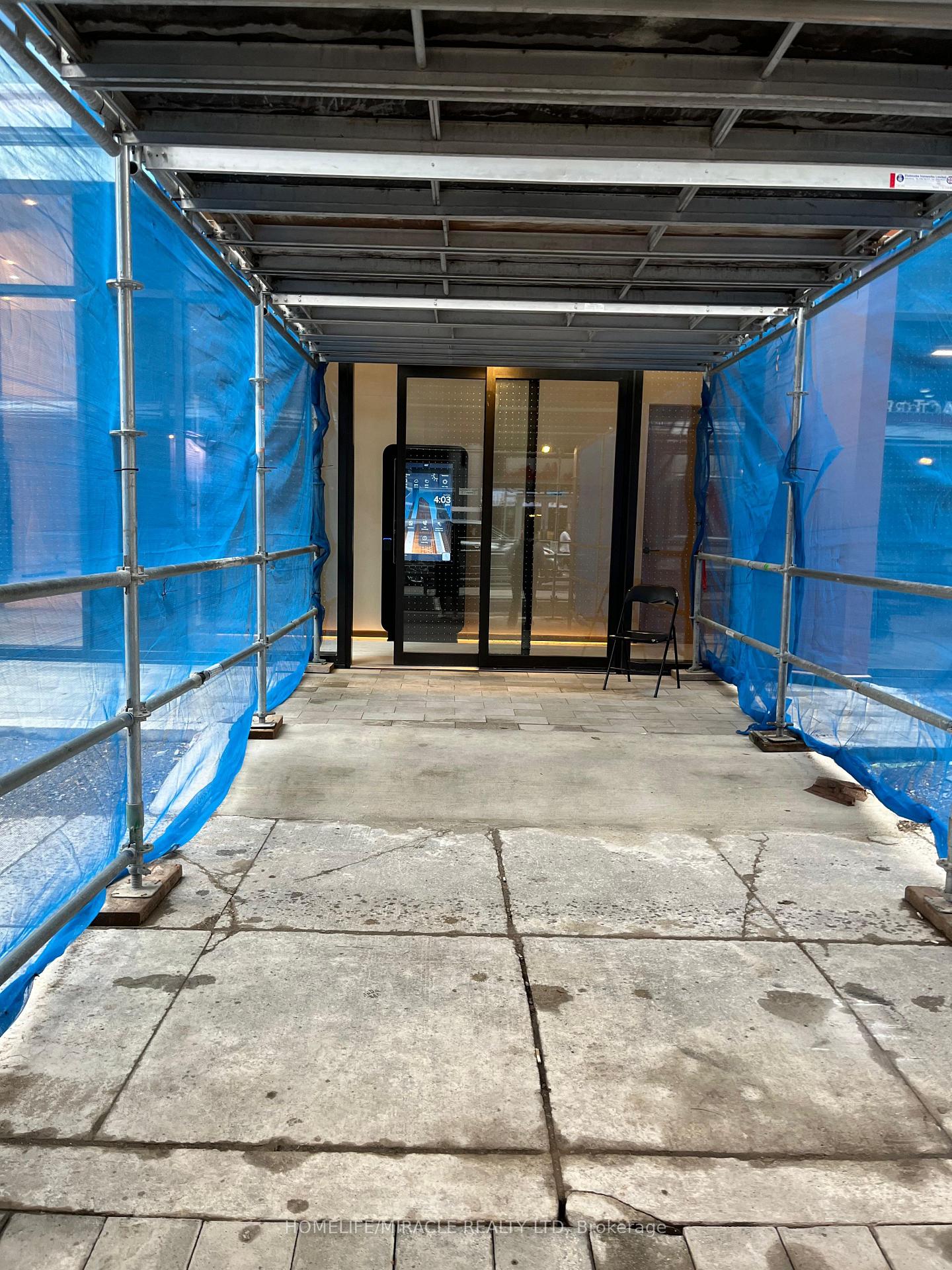 Photo 18 of Unit 1801, 400 King Street, Toronto, Waterfront Communities — HOMEH