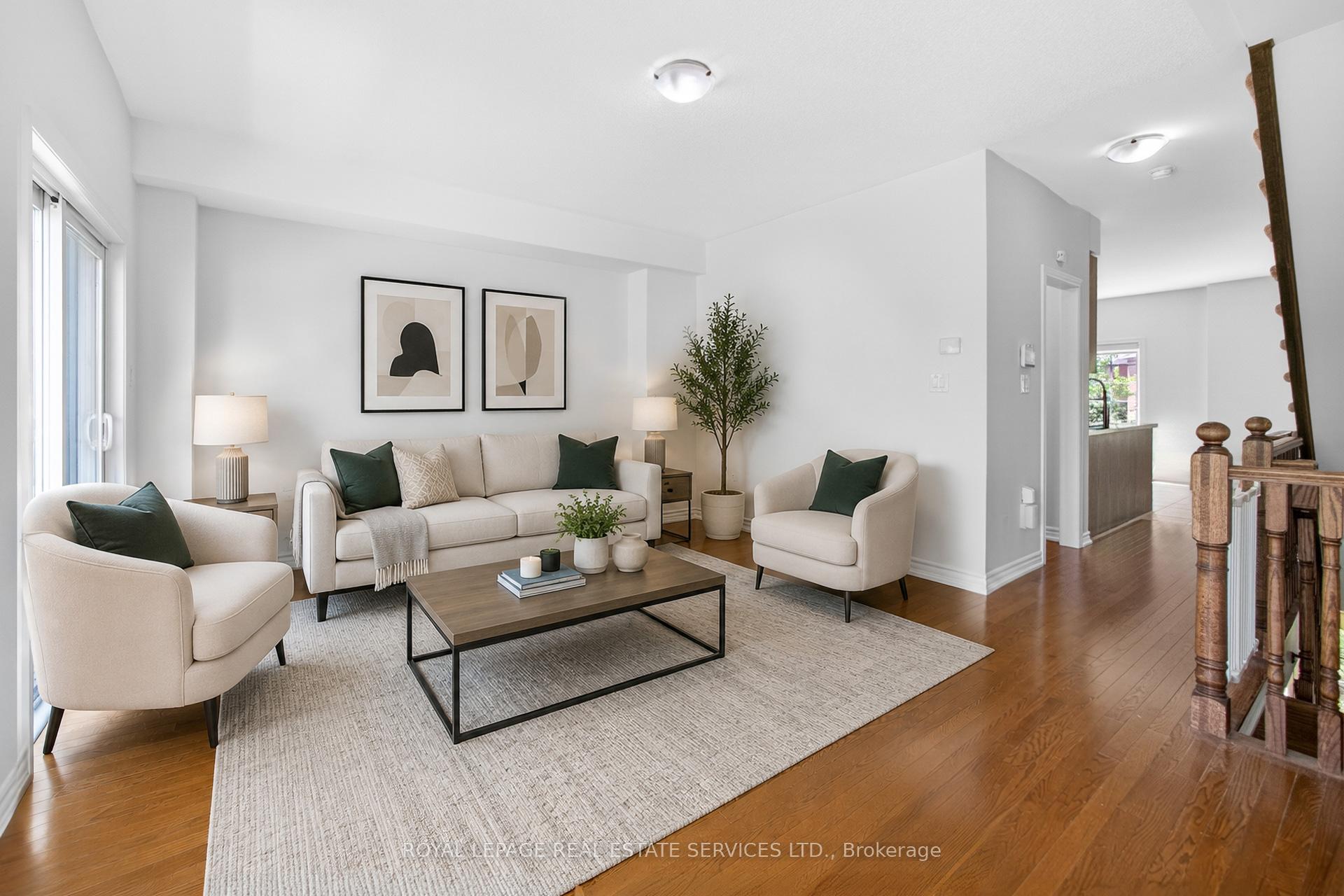 Photo 10 of 61 Pidgeon Street, Scarborough, Clairlea-Birchmount — HOMEH
