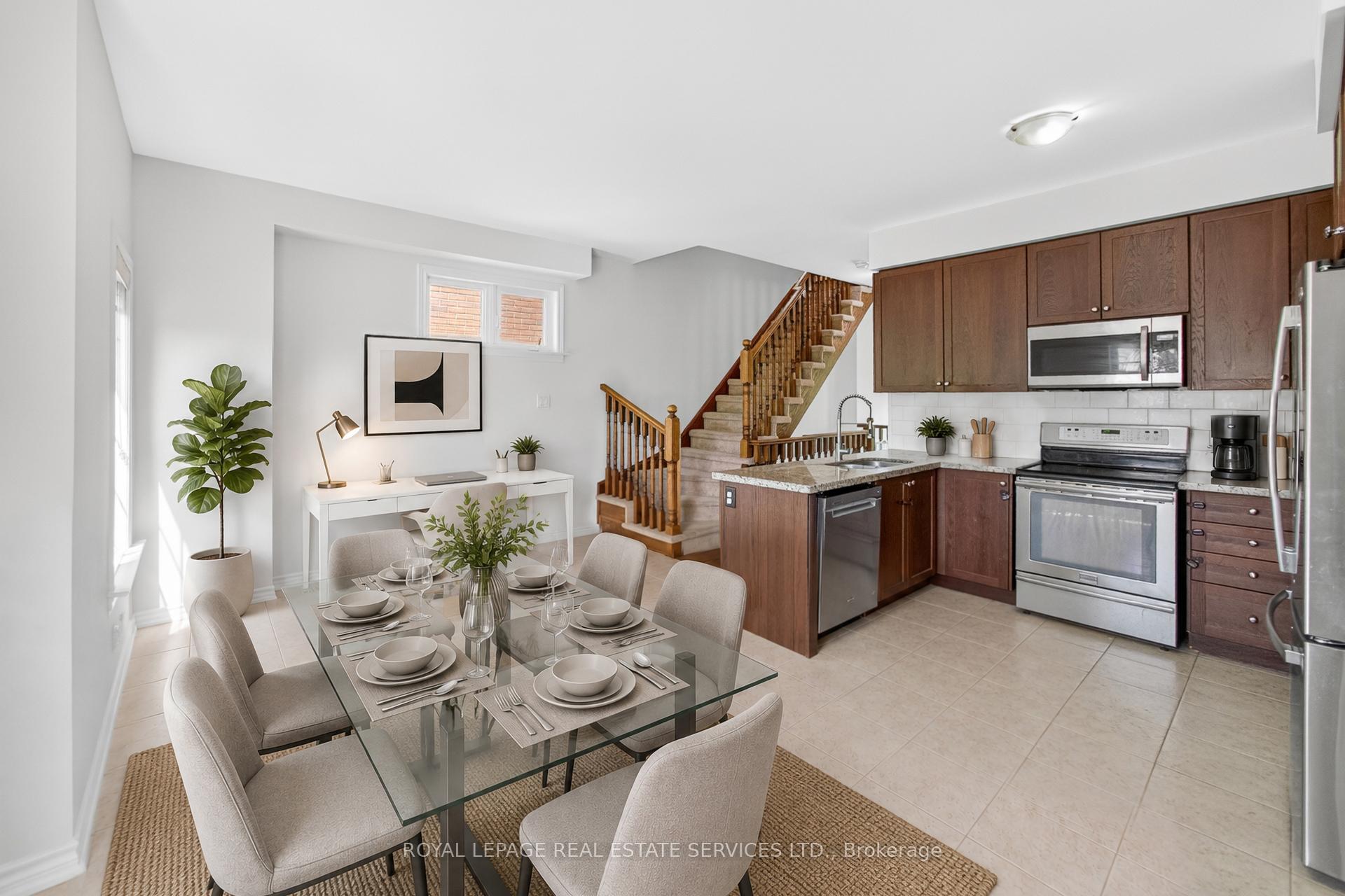 Photo 15 of 61 Pidgeon Street, Scarborough, Clairlea-Birchmount — HOMEH