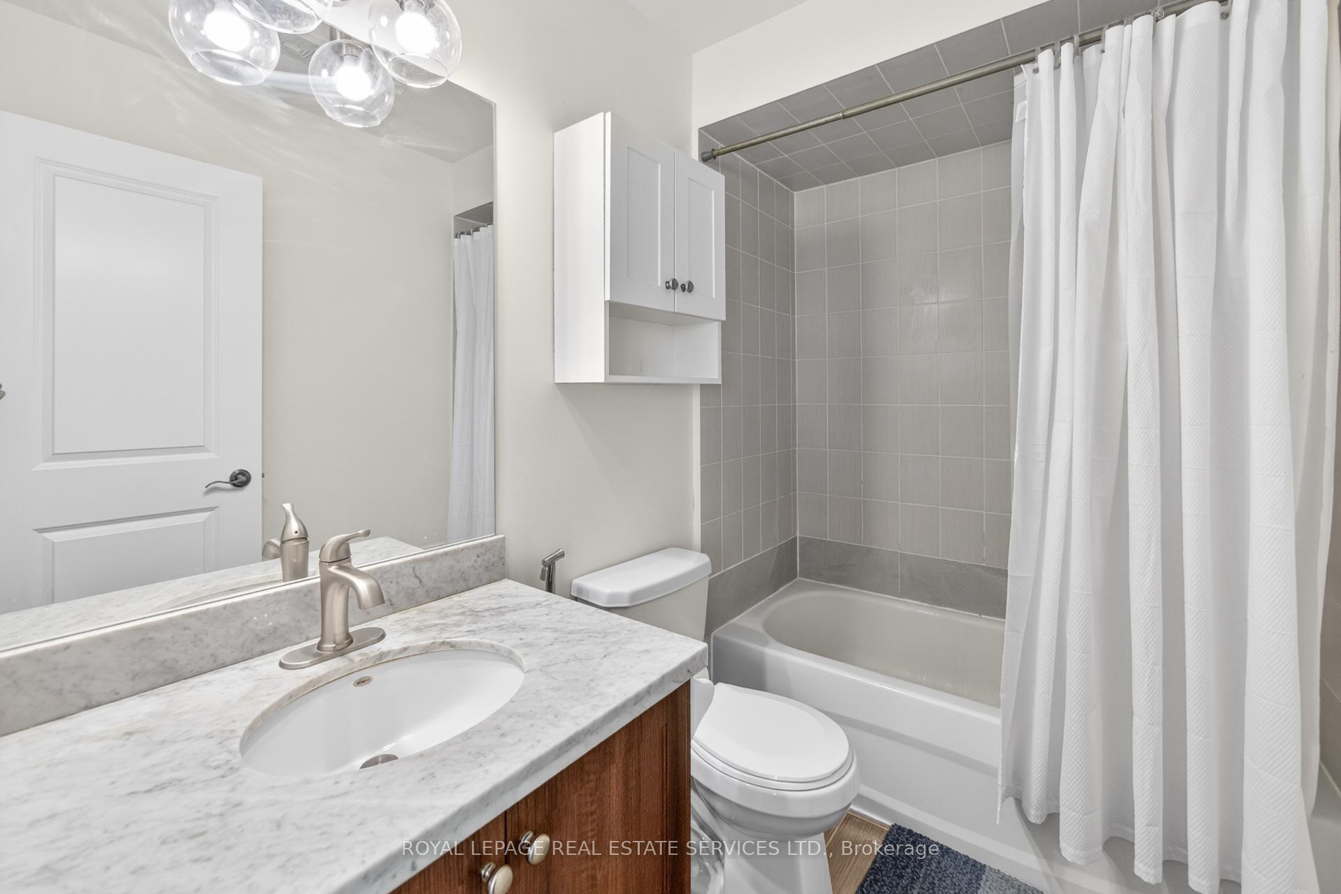 Photo 21 of 61 Pidgeon Street, Scarborough, Clairlea-Birchmount — HOMEH