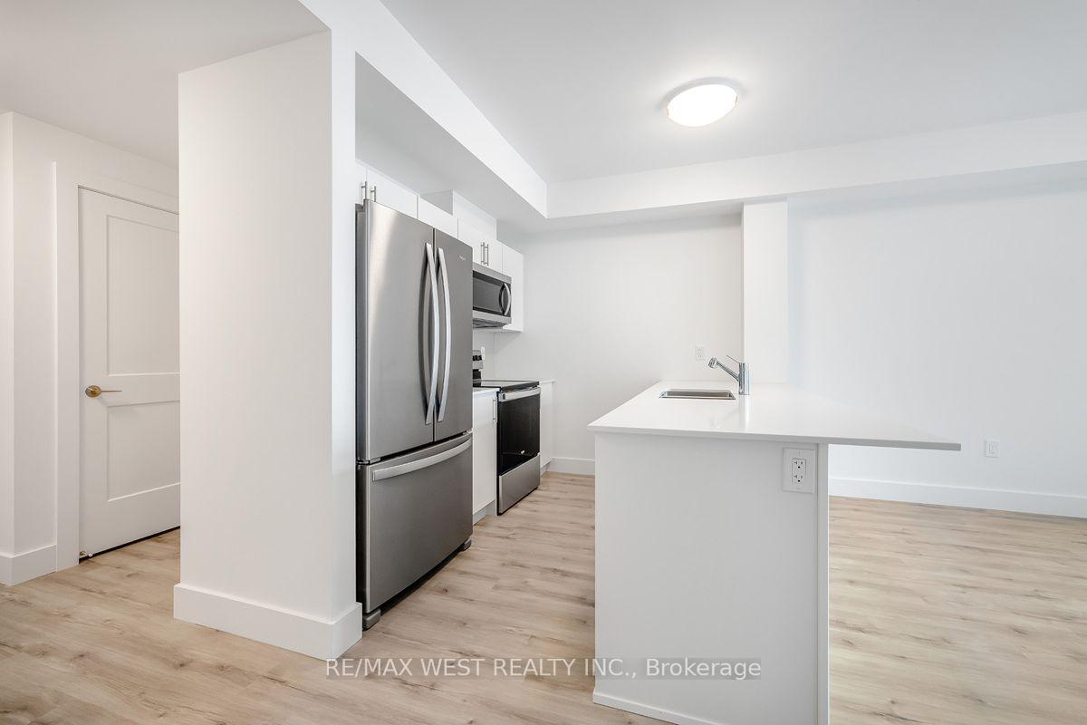 Photo 2 of Unit 325, 4 Kimberly Lane, Collingwood — HOMEH