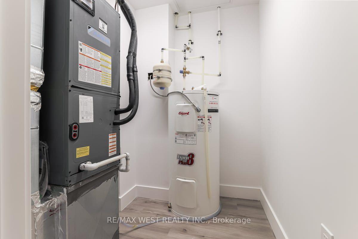 Photo 5 of Unit 325, 4 Kimberly Lane, Collingwood — HOMEH