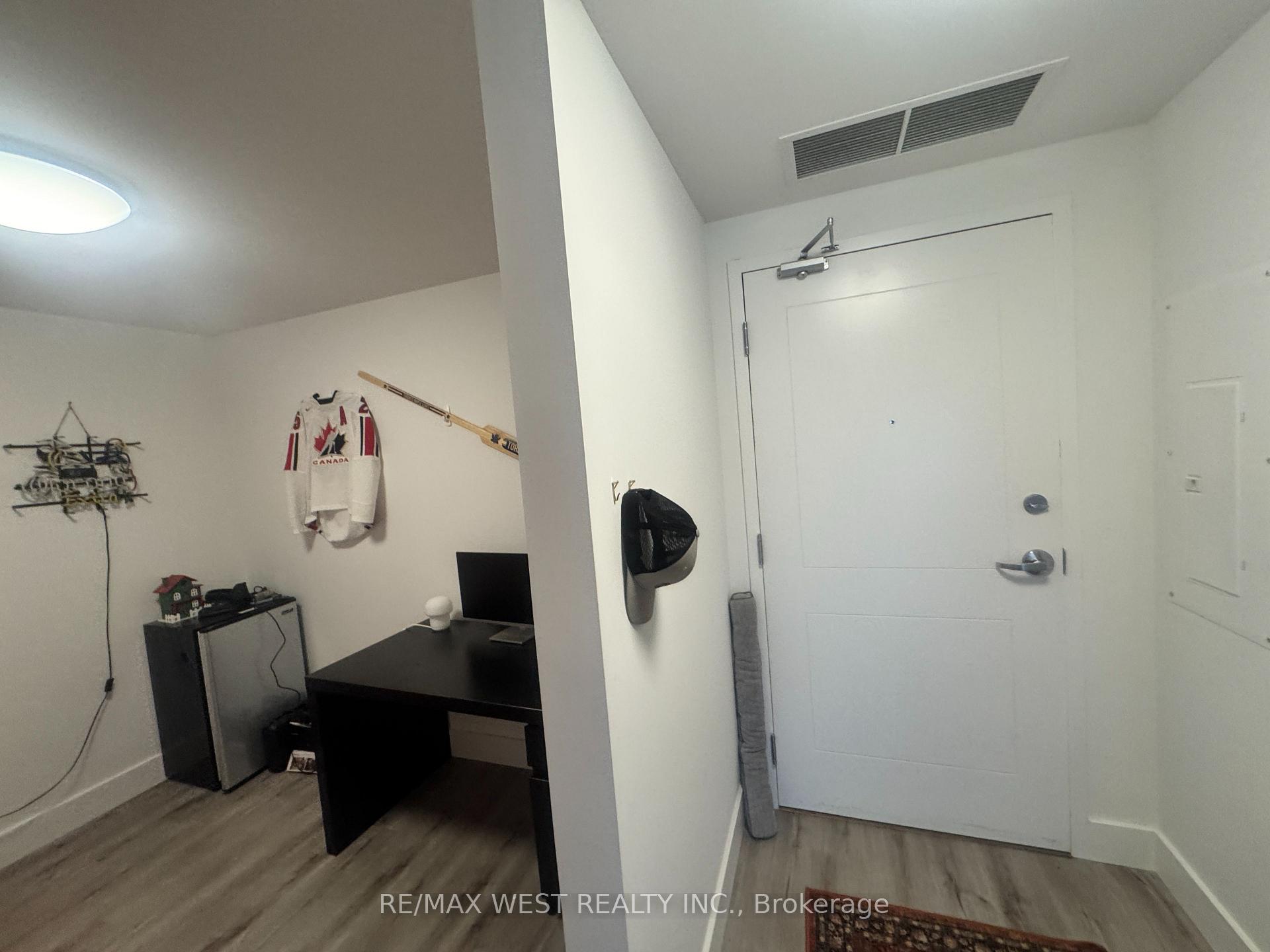 Photo 10 of Unit 325, 4 Kimberly Lane, Collingwood — HOMEH