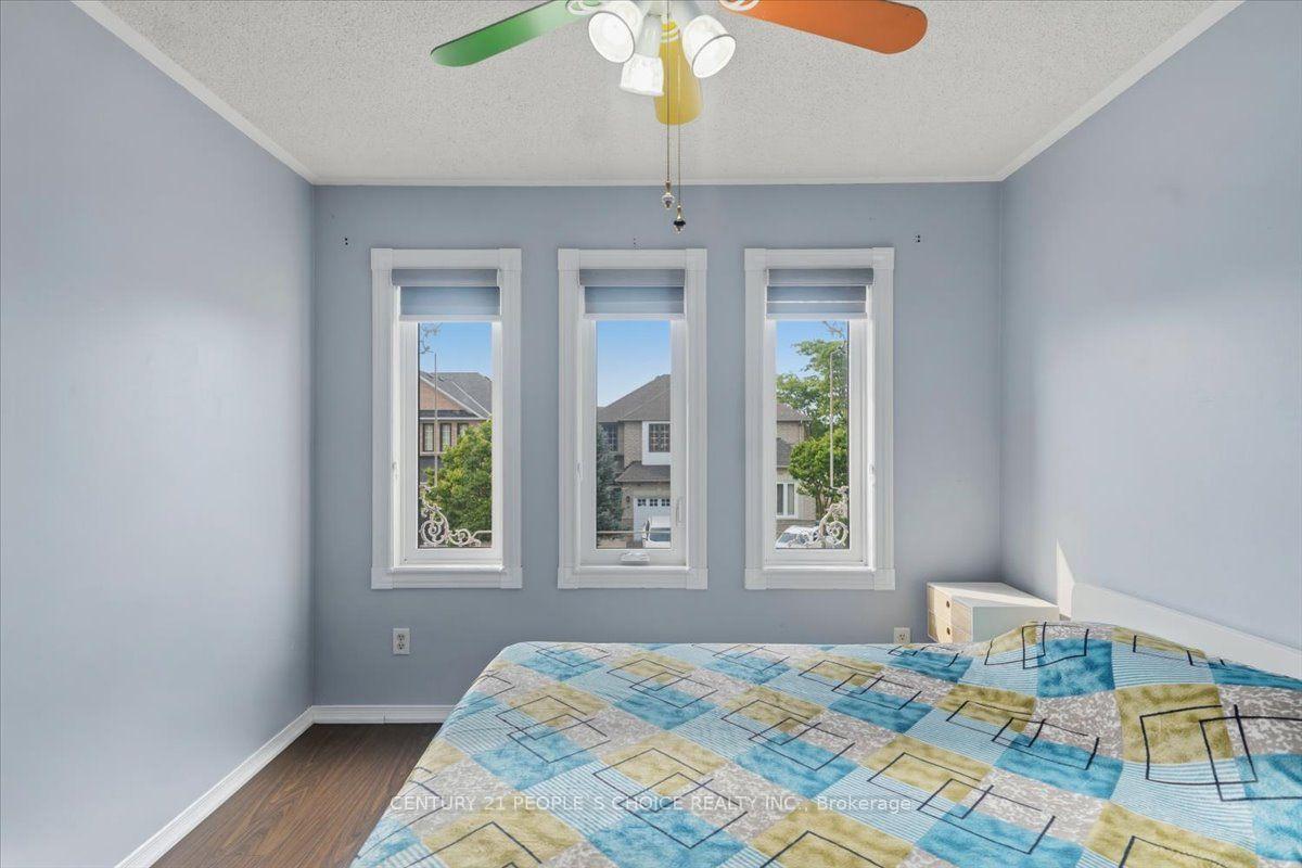 Photo 16 of 33 Penguin Lane, Brampton, Sandringham-Wellington — HOMEH