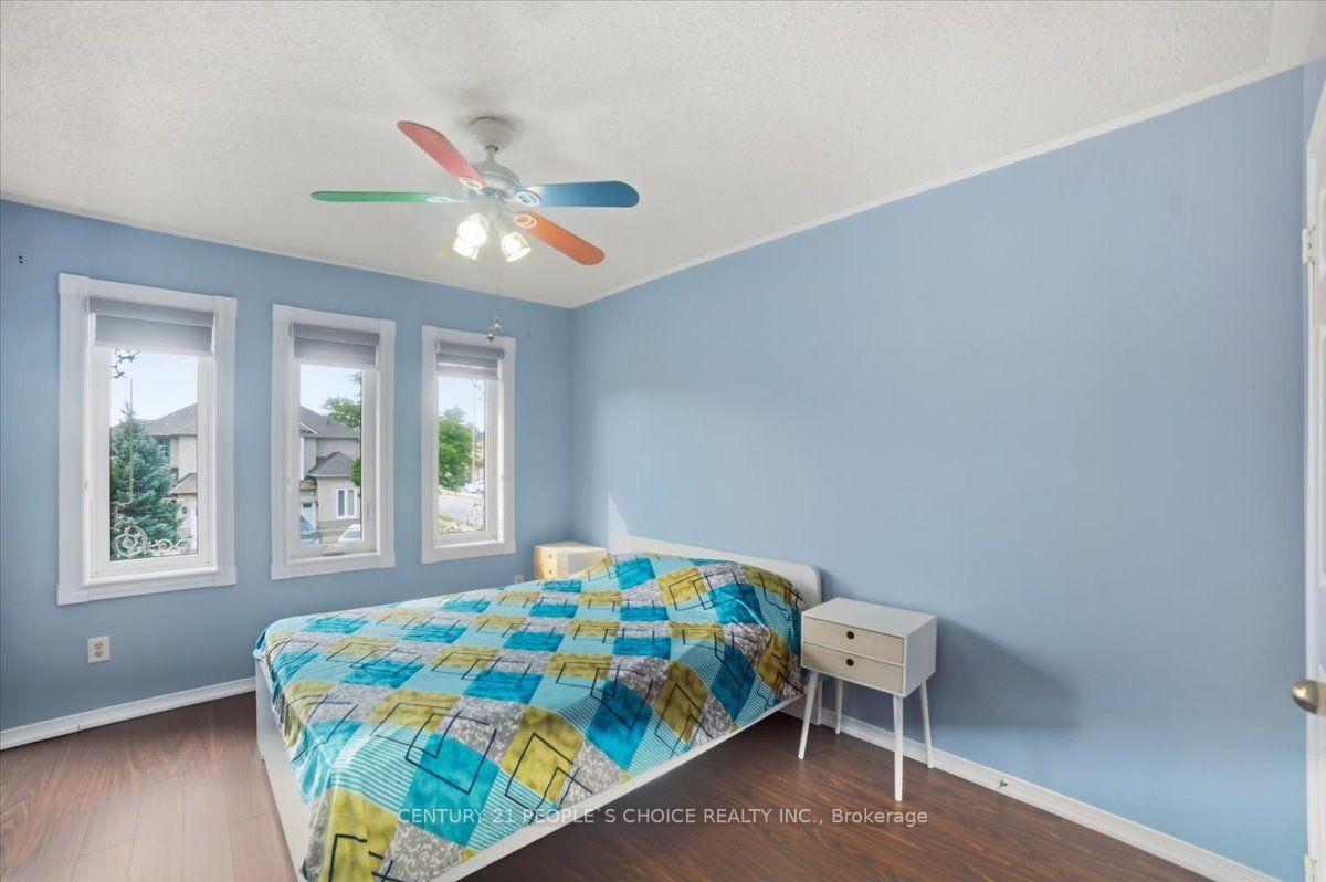 Photo 20 of 33 Penguin Lane, Brampton, Sandringham-Wellington — HOMEH