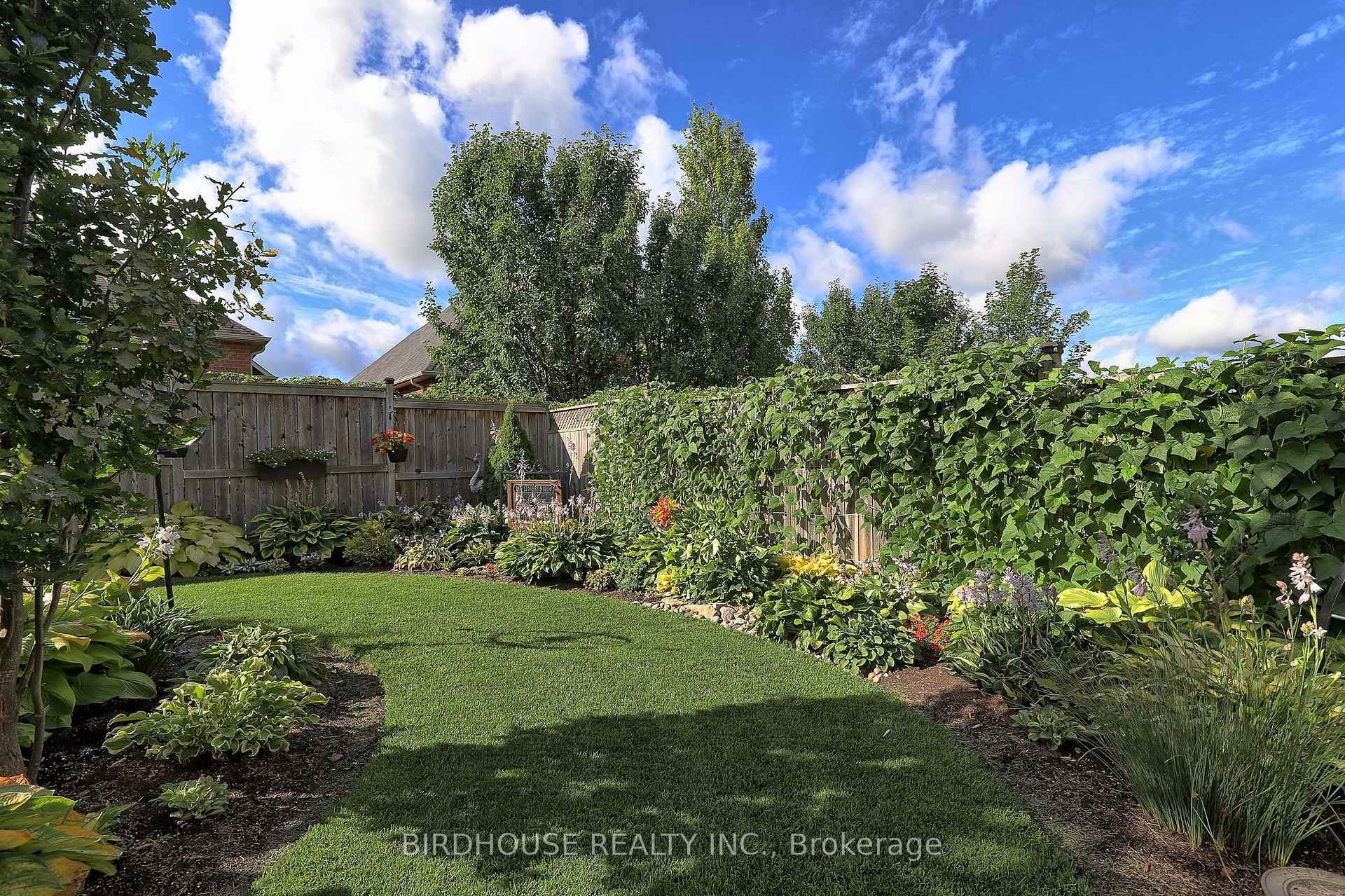 Photo 30 of 21 Ellis Crescent, Kawartha Lakes, Lindsay — HOMEH