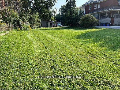 Photo 7 of 390 Queenston Street, St. Catharines, Secord Woods — HOMEH