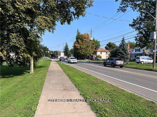 Photo 9 of 390 Queenston Street, St. Catharines, Secord Woods — HOMEH
